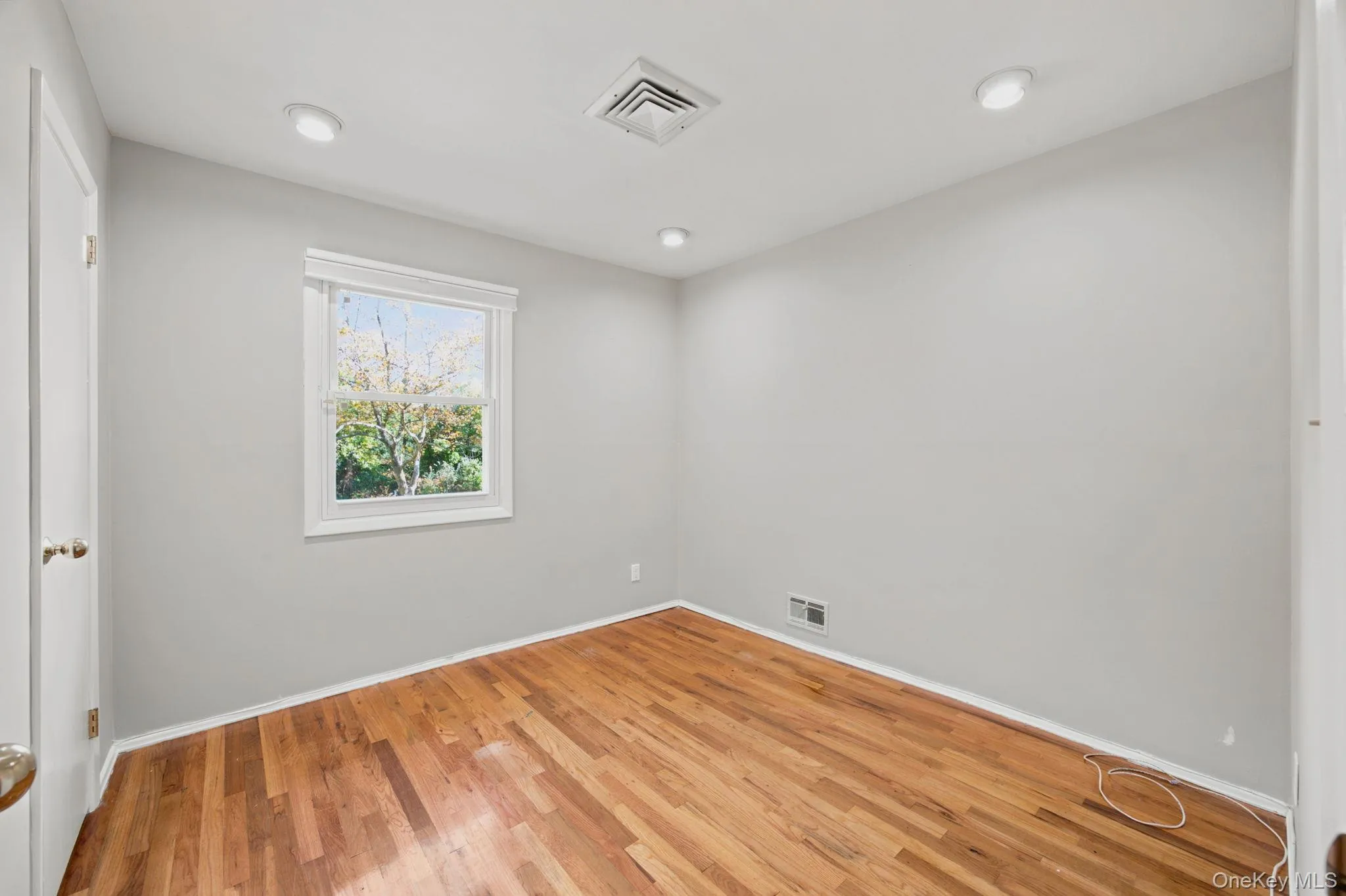 14 Fairway Drive, North Hempstead, NY, 4 Bedrooms Bedrooms, 7 Rooms Rooms,3 BathroomsBathrooms,Residential,For Rent,Fairway,0,1060694 14 Fairway Drive, North Hempstead, NY, 4 Bedrooms Bedrooms, 7 Rooms Rooms,3 BathroomsBathrooms,Residential,For Rent,Fairway,0,1060694