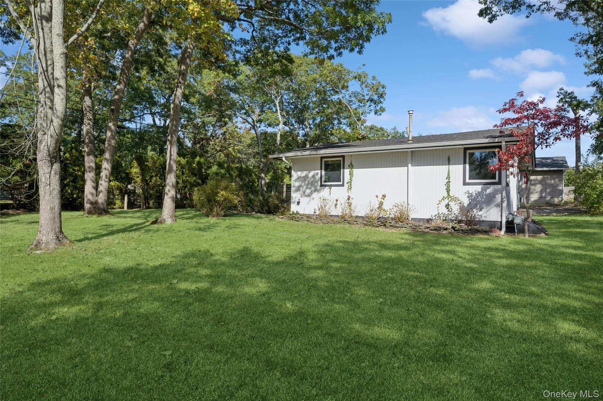 27 Ocean Avenue, Southampton, NY, 2 Bedrooms Bedrooms, 5 Rooms Rooms,1 BathroomBathrooms,Residential,For Rent,Ocean,0,1060700 27 Ocean Avenue, Southampton, NY, 2 Bedrooms Bedrooms, 5 Rooms Rooms,1 BathroomBathrooms,Residential,For Rent,Ocean,0,1060700