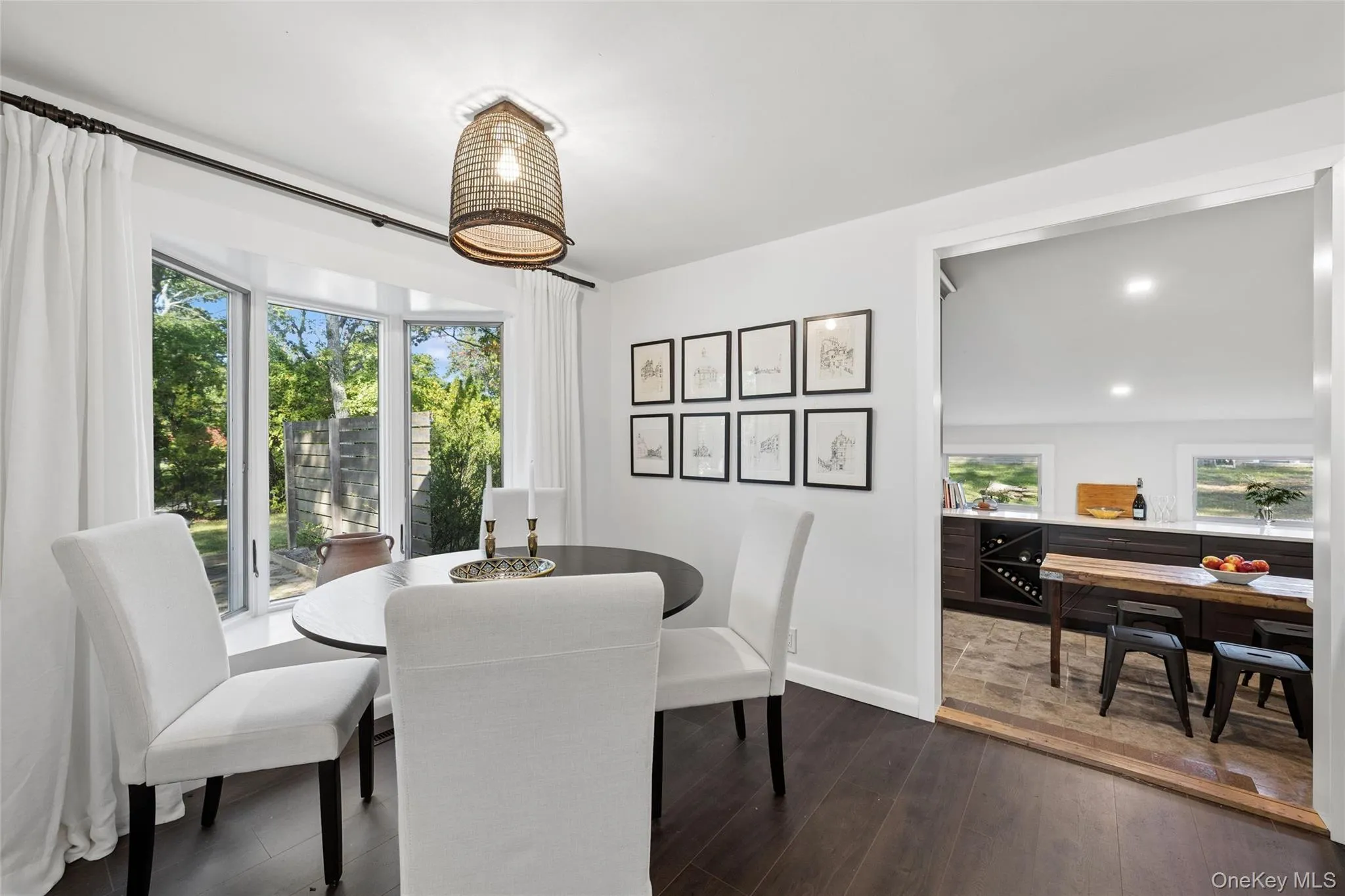 27 Ocean Avenue, Southampton, NY, 2 Bedrooms Bedrooms, 5 Rooms Rooms,1 BathroomBathrooms,Residential,For Rent,Ocean,0,1060700 27 Ocean Avenue, Southampton, NY, 2 Bedrooms Bedrooms, 5 Rooms Rooms,1 BathroomBathrooms,Residential,For Rent,Ocean,0,1060700
