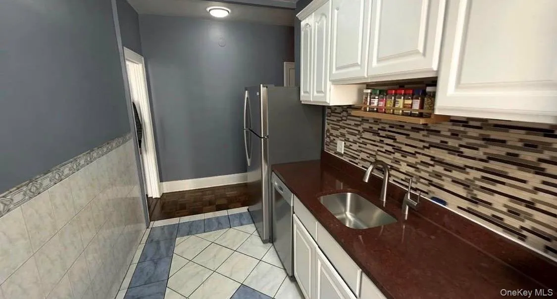 50-56 41st Street, New York, NY, 4 Bedroom Bedrooms, 5 Room Rooms,1 BathroomBathrooms,Residential Lease,For Rent,41st,0,1060713 50-56 41st Street, New York, NY, 4 Bedroom Bedrooms, 5 Room Rooms,1 BathroomBathrooms,Residential Lease,For Rent,41st,0,1060713