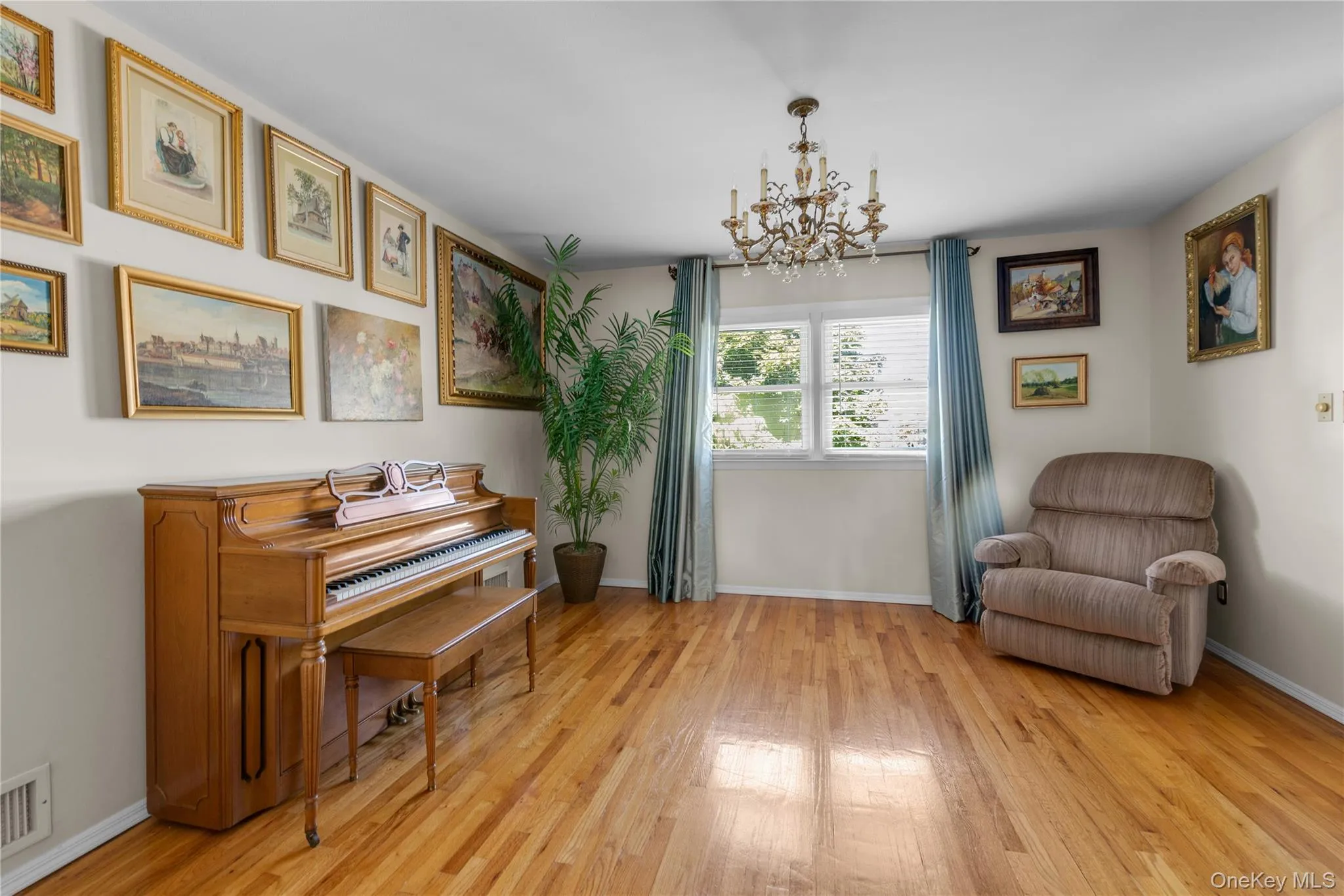 141-79 11th Avenue, New York, NY, 4 Bedrooms Bedrooms, 10 Rooms Rooms,3 BathroomsBathrooms,Residential,For Rent,11th,0,1060714 141-79 11th Avenue, New York, NY, 4 Bedrooms Bedrooms, 10 Rooms Rooms,3 BathroomsBathrooms,Residential,For Rent,11th,0,1060714
