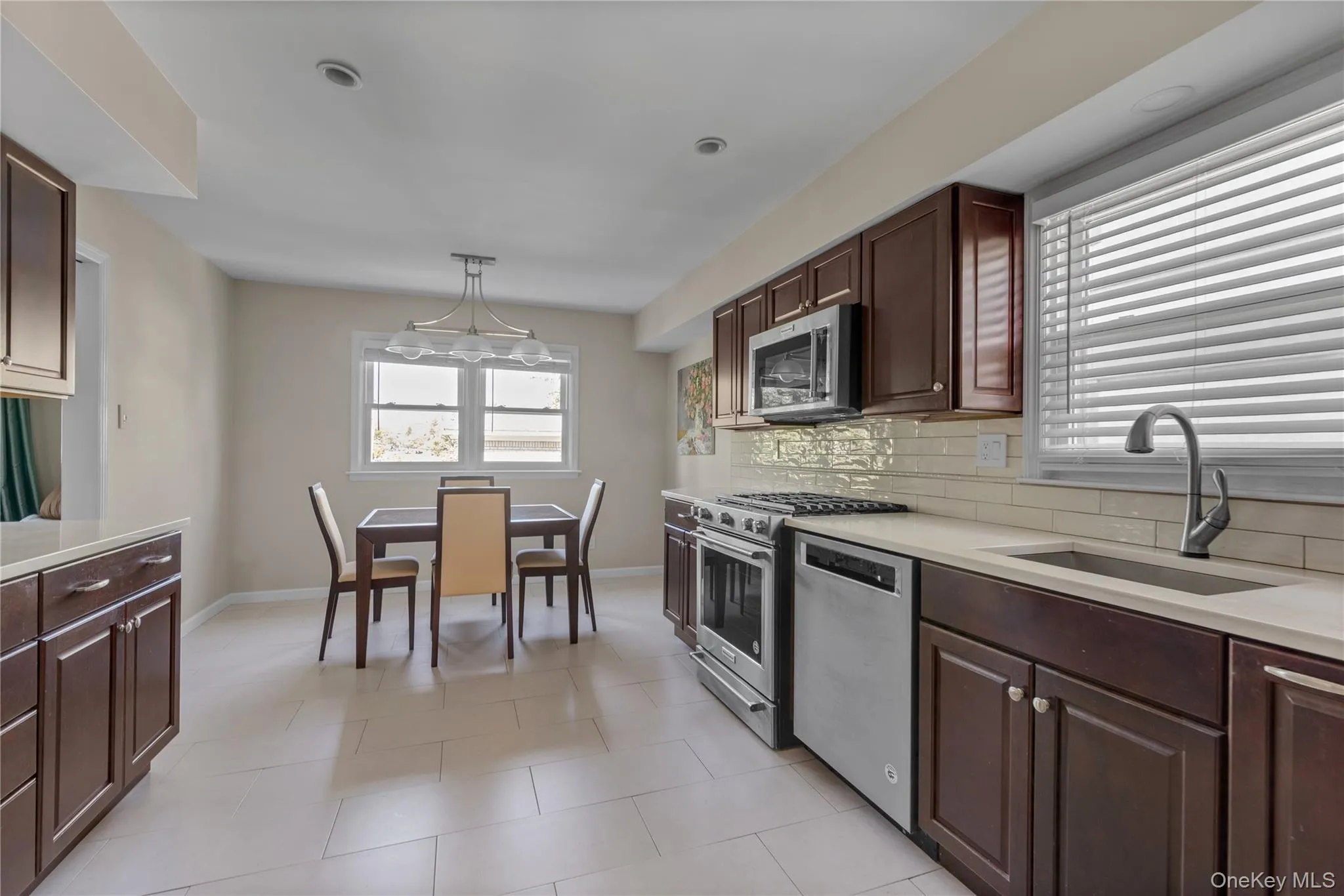 141-79 11th Avenue, New York, NY, 4 Bedrooms Bedrooms, 10 Rooms Rooms,3 BathroomsBathrooms,Residential,For Rent,11th,0,1060714 141-79 11th Avenue, New York, NY, 4 Bedrooms Bedrooms, 10 Rooms Rooms,3 BathroomsBathrooms,Residential,For Rent,11th,0,1060714