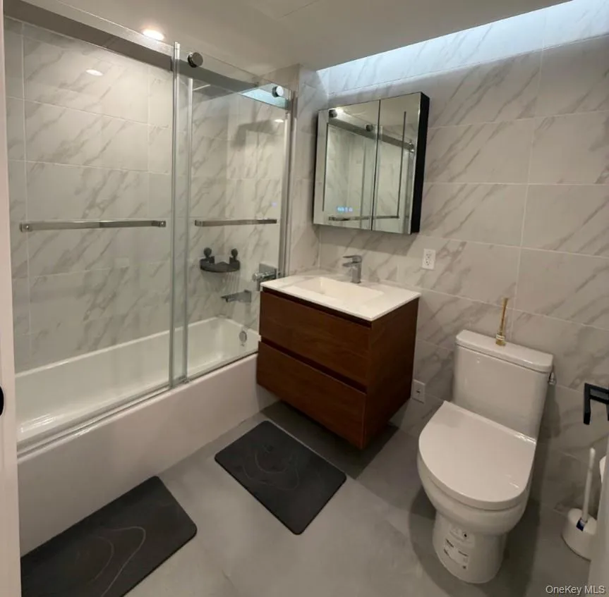 14449 Northern Boulevard, New York, NY, 1 Bedroom Bedrooms, 4 Room Rooms,1 BathroomBathrooms,Residential Lease,For Rent,Northern,0,1060717 14449 Northern Boulevard, New York, NY, 1 Bedroom Bedrooms, 4 Room Rooms,1 BathroomBathrooms,Residential Lease,For Rent,Northern,0,1060717