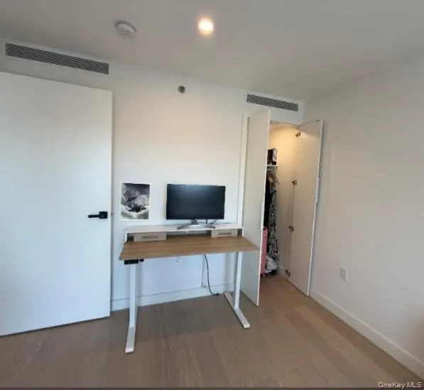 14449 Northern Boulevard, New York, NY, 1 Bedroom Bedrooms, 4 Rooms Rooms,1 BathroomBathrooms,Residential Lease,For Rent,Northern,0,1060717 14449 Northern Boulevard, New York, NY, 1 Bedroom Bedrooms, 4 Rooms Rooms,1 BathroomBathrooms,Residential Lease,For Rent,Northern,0,1060717