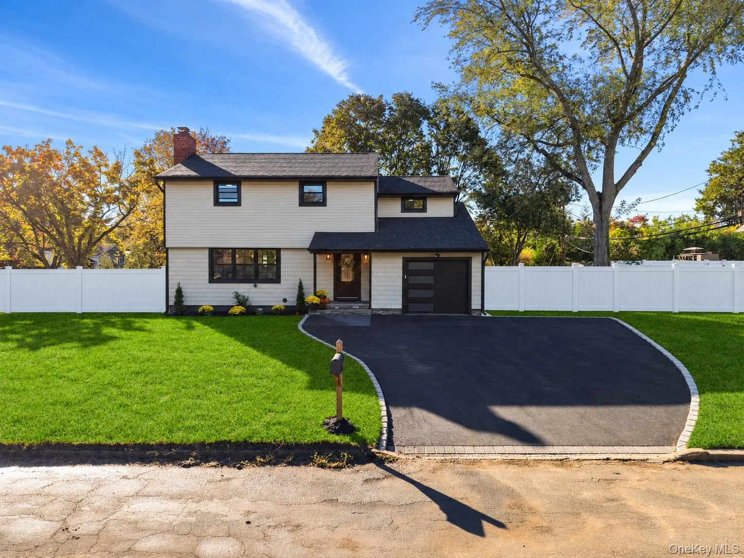 1 Medford Lane, Huntington, NY, 4 Bedrooms Bedrooms, 11 Rooms Rooms,2 BathroomsBathrooms,Residential,For Rent,Medford,0,1060731 1 Medford Lane, Huntington, NY, 4 Bedrooms Bedrooms, 11 Rooms Rooms,2 BathroomsBathrooms,Residential,For Rent,Medford,0,1060731