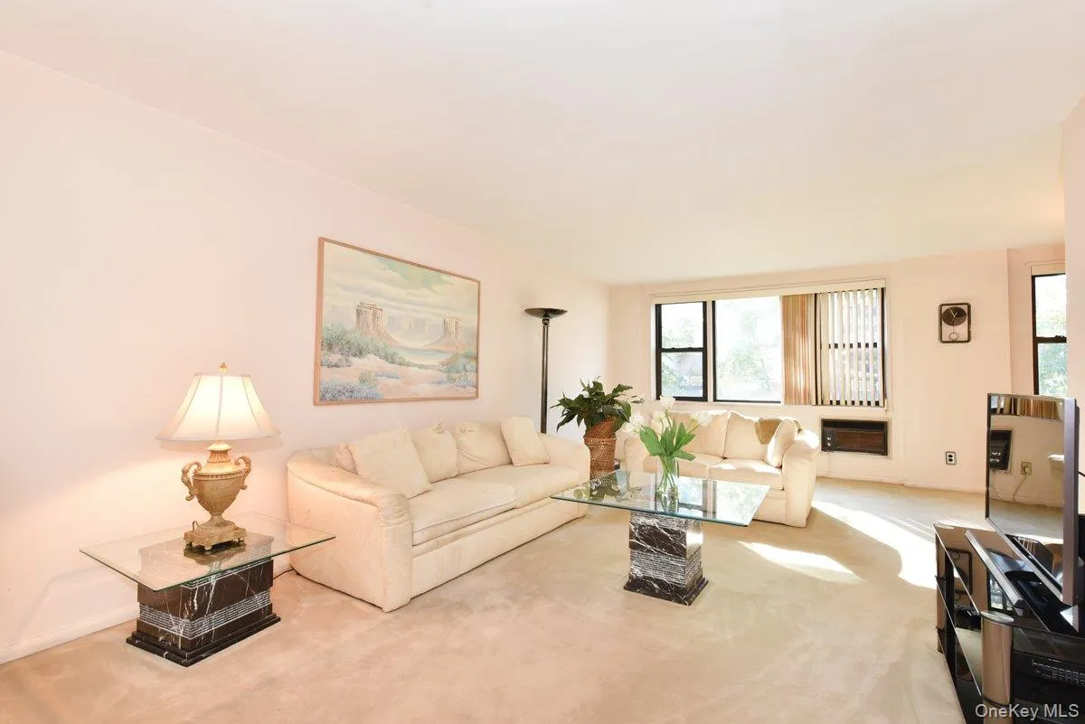 6 Birchwood Court, Hempstead, NY, 1 Bedroom Bedrooms, 5 Rooms Rooms,1 BathroomBathrooms,Residential,For Rent,Birchwood,0,1060738 6 Birchwood Court, Hempstead, NY, 1 Bedroom Bedrooms, 5 Rooms Rooms,1 BathroomBathrooms,Residential,For Rent,Birchwood,0,1060738