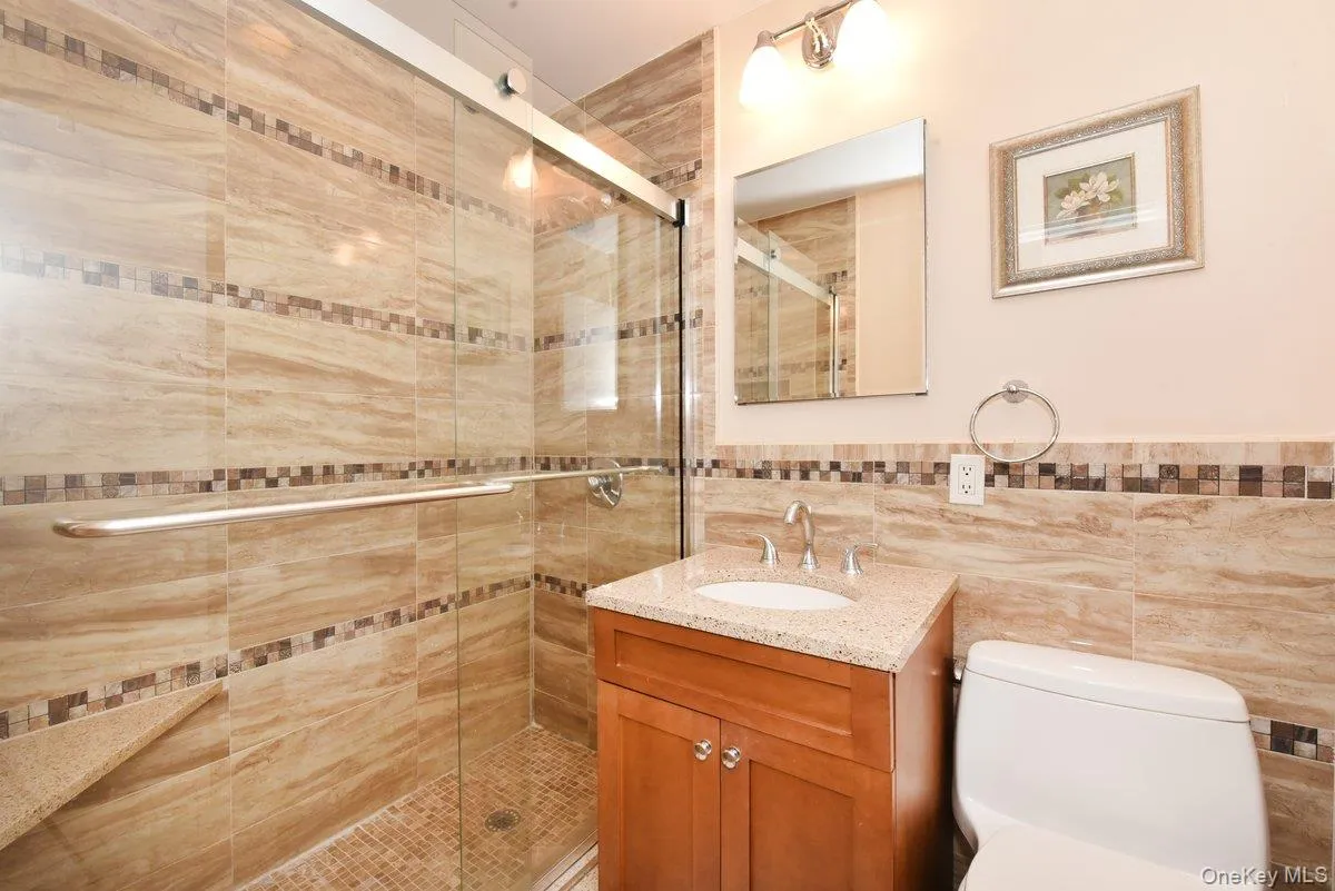 6 Birchwood Court, Hempstead, NY, 1 Bedroom Bedrooms, 5 Rooms Rooms,1 BathroomBathrooms,Residential,For Rent,Birchwood,0,1060738 6 Birchwood Court, Hempstead, NY, 1 Bedroom Bedrooms, 5 Rooms Rooms,1 BathroomBathrooms,Residential,For Rent,Birchwood,0,1060738