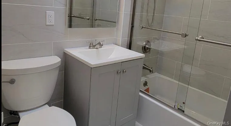 14454 Willets Point Boulevard, New York, NY, 2 Bedroom Bedrooms, 5 Room Rooms,1 BathroomBathrooms,Residential Lease,For Rent,Willets Point,0,1060739 14454 Willets Point Boulevard, New York, NY, 2 Bedroom Bedrooms, 5 Room Rooms,1 BathroomBathrooms,Residential Lease,For Rent,Willets Point,0,1060739