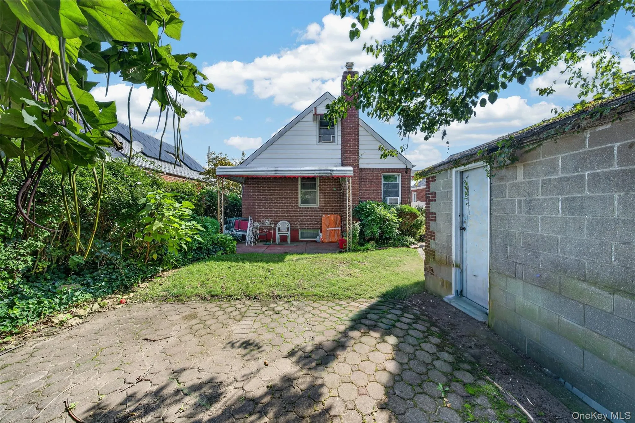 31 Circle Drive, Hempstead, NY, 3 Bedrooms Bedrooms, 6 Rooms Rooms,1 BathroomBathrooms,Residential,For Rent,Circle,0,1060752 31 Circle Drive, Hempstead, NY, 3 Bedrooms Bedrooms, 6 Rooms Rooms,1 BathroomBathrooms,Residential,For Rent,Circle,0,1060752