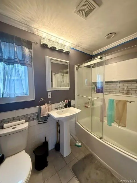 1424 Cross Bay Boulevard, New York, NY, 4 Bedrooms Bedrooms, 6 Rooms Rooms,2 BathroomsBathrooms,Residential,For Rent,Cross Bay,0,1060754 1424 Cross Bay Boulevard, New York, NY, 4 Bedrooms Bedrooms, 6 Rooms Rooms,2 BathroomsBathrooms,Residential,For Rent,Cross Bay,0,1060754