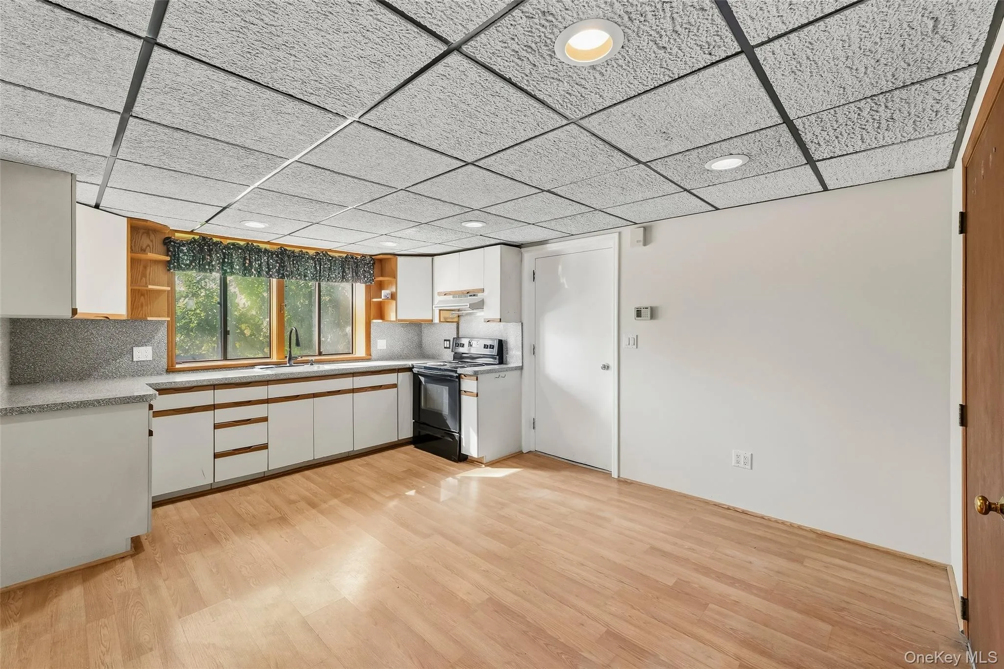 9 Spice Hill Road, Cortlandt, NY, 4 Bedrooms Bedrooms, 12 Rooms Rooms,3 BathroomsBathrooms,Residential,For Rent,Spice Hill,0,1060755 9 Spice Hill Road, Cortlandt, NY, 4 Bedrooms Bedrooms, 12 Rooms Rooms,3 BathroomsBathrooms,Residential,For Rent,Spice Hill,0,1060755
