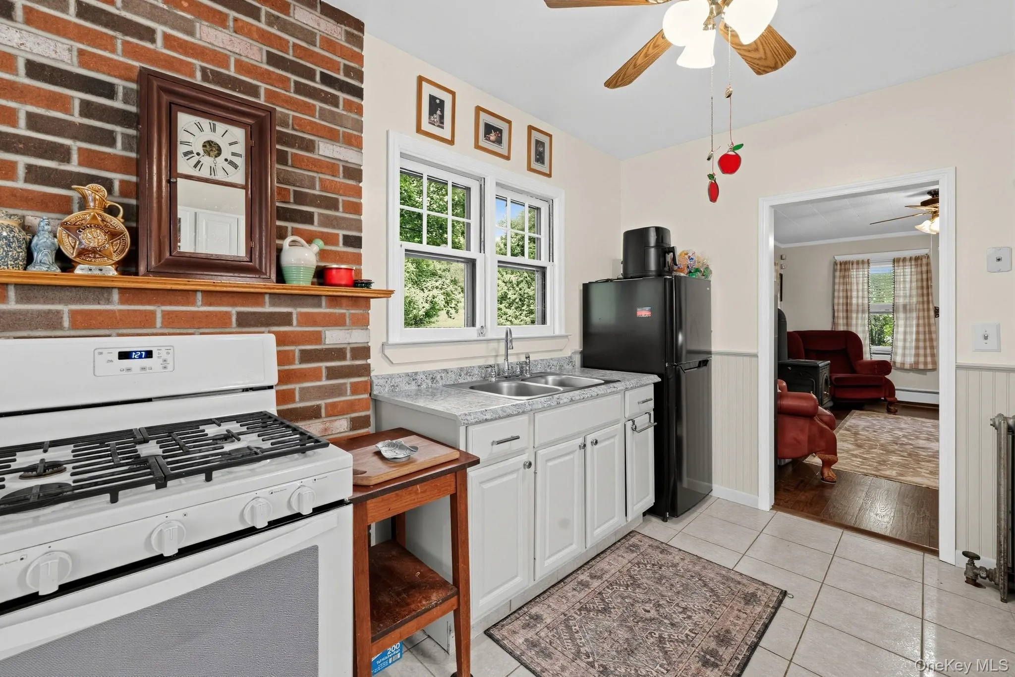 367 Route 211, Wallkill, NY, 2 Bedrooms Bedrooms, 5 Rooms Rooms,1 BathroomBathrooms,Residential,For Rent,Route 211,0,1060758 367 Route 211, Wallkill, NY, 2 Bedrooms Bedrooms, 5 Rooms Rooms,1 BathroomBathrooms,Residential,For Rent,Route 211,0,1060758