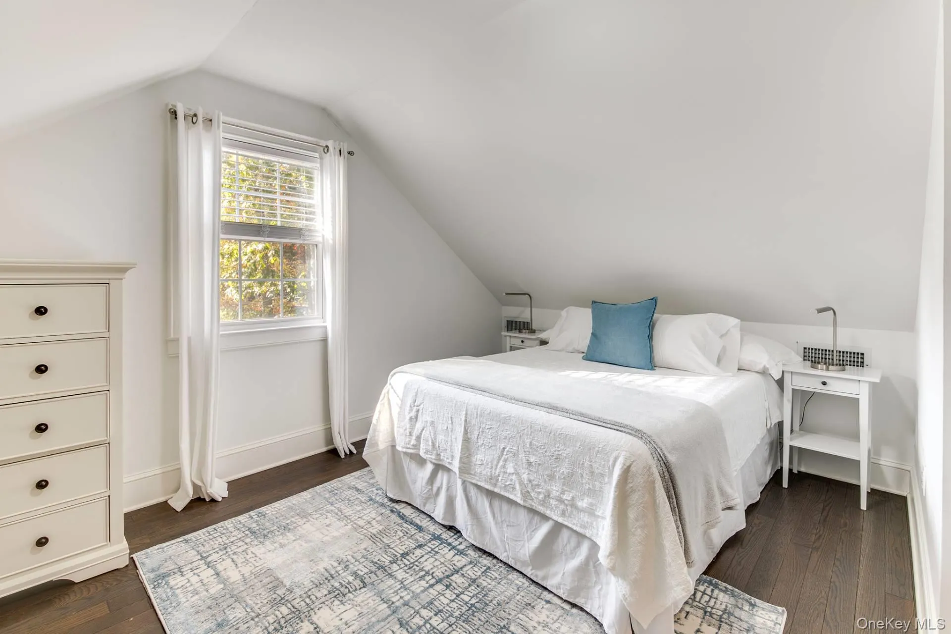 660 Bridgehampton Sag Harbor Turnpike, Southampton, NY, 3 Bedroom Bedrooms, 5 Room Rooms,3 BathroomBathrooms,Residential Lease,For Rent,Bridgehampton Sag Harbor Turnpike,0,1060762 660 Bridgehampton Sag Harbor Turnpike, Southampton, NY, 3 Bedroom Bedrooms, 5 Room Rooms,3 BathroomBathrooms,Residential Lease,For Rent,Bridgehampton Sag Harbor Turnpike,0,1060762
