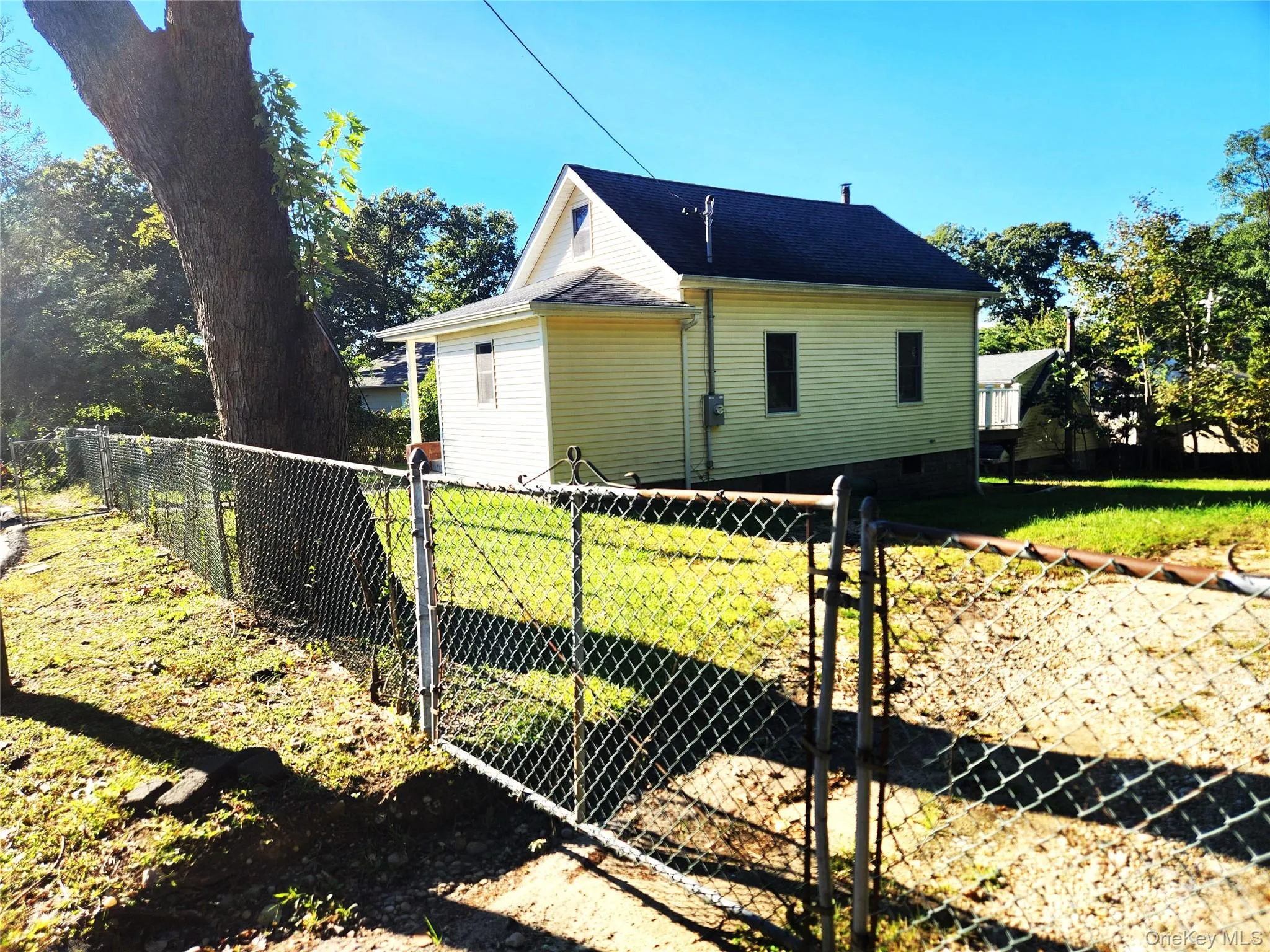 48 Maple Road, Brookhaven, NY, 3 Bedroom Bedrooms, 5 Room Rooms,1 BathroomBathrooms,Residential Lease,For Rent,Maple,0,1060764 48 Maple Road, Brookhaven, NY, 3 Bedroom Bedrooms, 5 Room Rooms,1 BathroomBathrooms,Residential Lease,For Rent,Maple,0,1060764