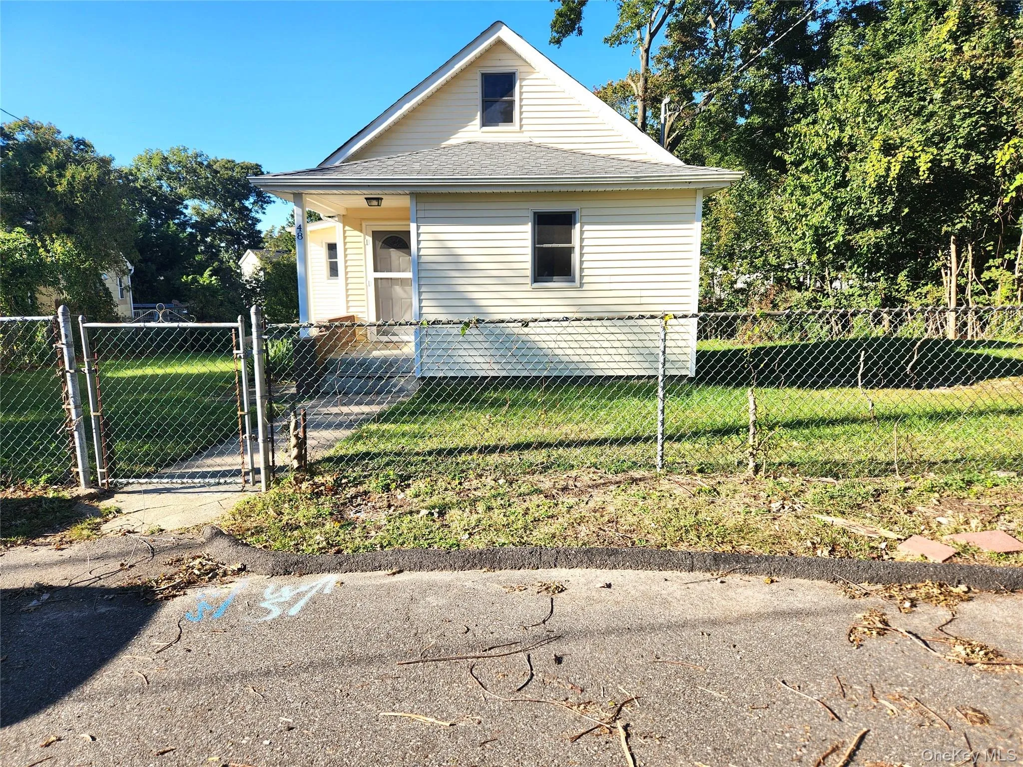 48 Maple Road, Brookhaven, NY, 3 Bedroom Bedrooms, 5 Room Rooms,1 BathroomBathrooms,Residential Lease,For Rent,Maple,0,1060764 48 Maple Road, Brookhaven, NY, 3 Bedroom Bedrooms, 5 Room Rooms,1 BathroomBathrooms,Residential Lease,For Rent,Maple,0,1060764