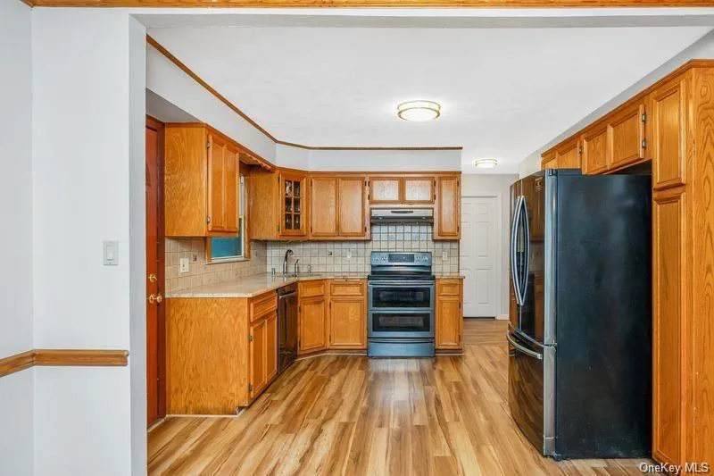 89 Catherine Avenue, Hempstead, NY, 5 Bedrooms Bedrooms, 12 Rooms Rooms,3 BathroomsBathrooms,Residential,For Rent,Catherine,0,1060769 89 Catherine Avenue, Hempstead, NY, 5 Bedrooms Bedrooms, 12 Rooms Rooms,3 BathroomsBathrooms,Residential,For Rent,Catherine,0,1060769