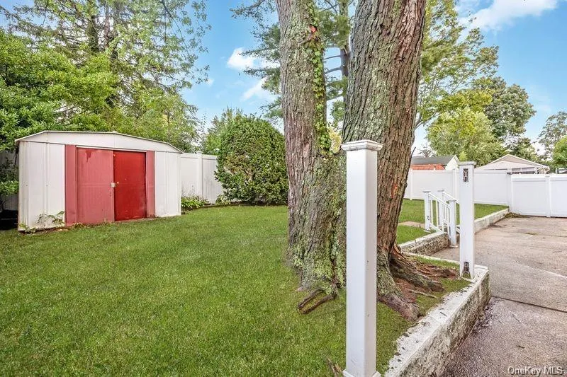 89 Catherine Avenue, Hempstead, NY, 5 Bedrooms Bedrooms, 12 Rooms Rooms,3 BathroomsBathrooms,Residential,For Rent,Catherine,0,1060769 89 Catherine Avenue, Hempstead, NY, 5 Bedrooms Bedrooms, 12 Rooms Rooms,3 BathroomsBathrooms,Residential,For Rent,Catherine,0,1060769