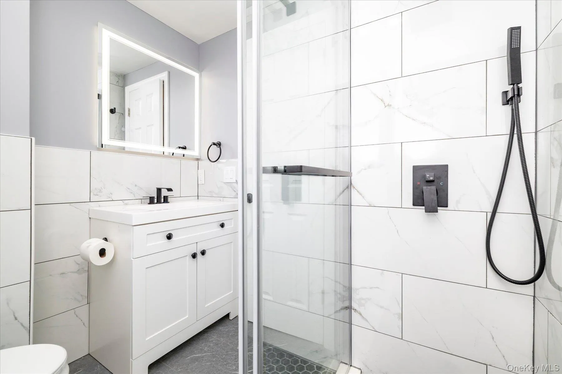 413 Greengrove Avenue, Hempstead, NY, 4 Bedrooms Bedrooms, 6 Rooms Rooms,2 BathroomsBathrooms,Residential,For Rent,Greengrove,0,1060774 413 Greengrove Avenue, Hempstead, NY, 4 Bedrooms Bedrooms, 6 Rooms Rooms,2 BathroomsBathrooms,Residential,For Rent,Greengrove,0,1060774