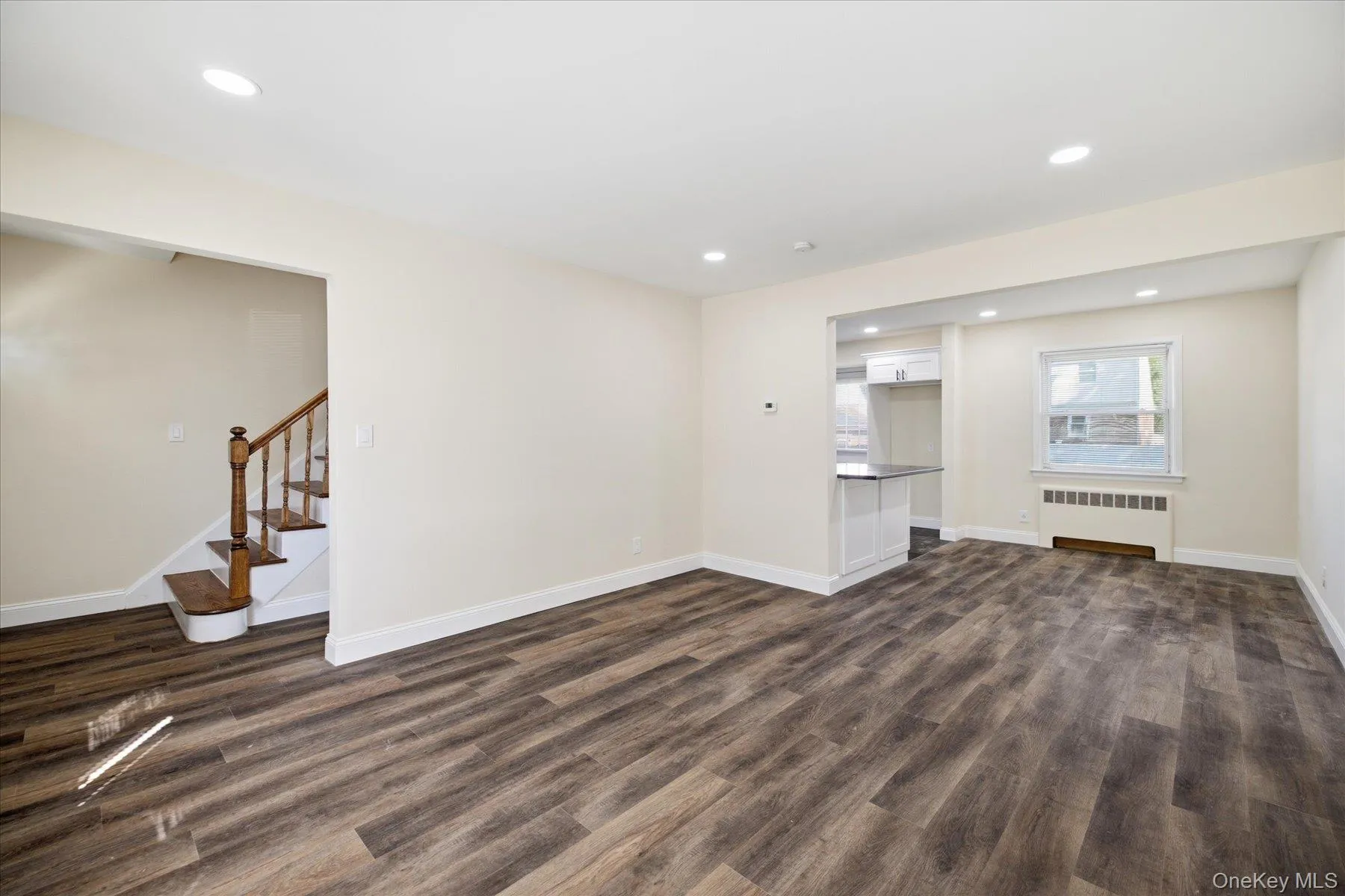413 Greengrove Avenue, Hempstead, NY, 4 Bedrooms Bedrooms, 6 Rooms Rooms,2 BathroomsBathrooms,Residential,For Rent,Greengrove,0,1060774 413 Greengrove Avenue, Hempstead, NY, 4 Bedrooms Bedrooms, 6 Rooms Rooms,2 BathroomsBathrooms,Residential,For Rent,Greengrove,0,1060774