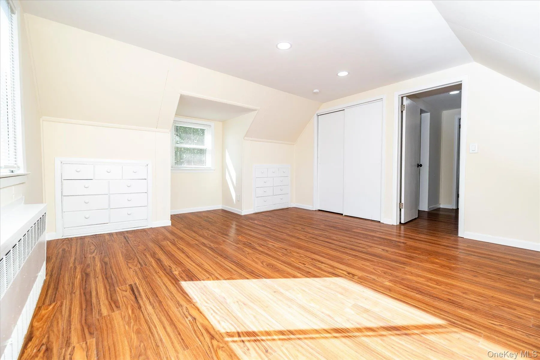 413 Greengrove Avenue, Hempstead, NY, 4 Bedrooms Bedrooms, 6 Rooms Rooms,2 BathroomsBathrooms,Residential,For Rent,Greengrove,0,1060774 413 Greengrove Avenue, Hempstead, NY, 4 Bedrooms Bedrooms, 6 Rooms Rooms,2 BathroomsBathrooms,Residential,For Rent,Greengrove,0,1060774