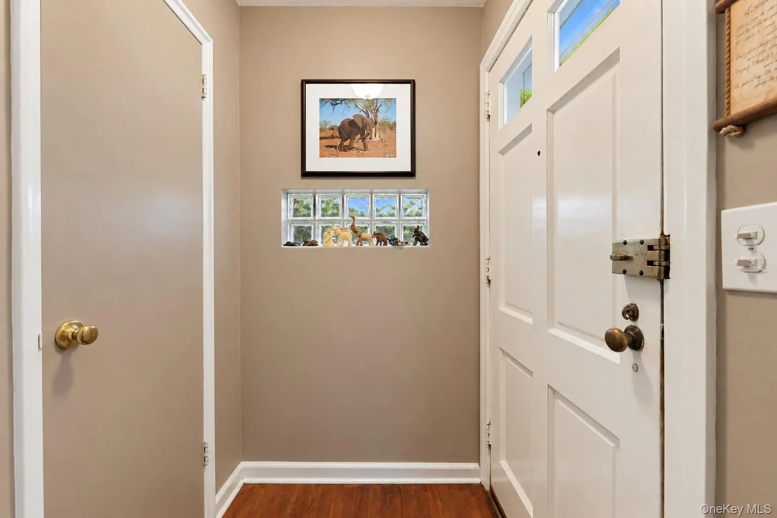 208 First Street, Yonkers, NY, 2 Bedrooms Bedrooms, 5 Rooms Rooms,1 BathroomBathrooms,Residential,For Rent,First,0,1060780 208 First Street, Yonkers, NY, 2 Bedrooms Bedrooms, 5 Rooms Rooms,1 BathroomBathrooms,Residential,For Rent,First,0,1060780