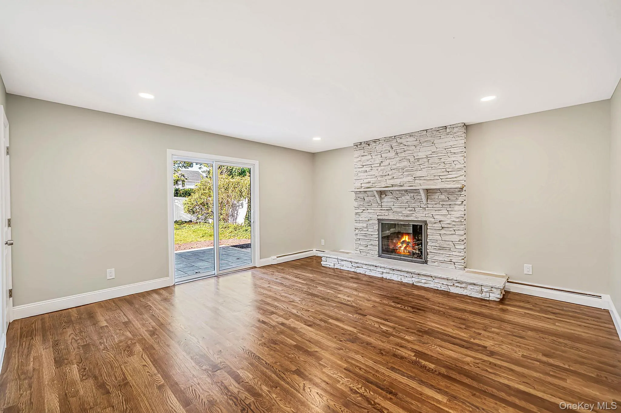 84 Empress Pines Drive, Smithtown, NY, 4 Bedrooms Bedrooms, 11 Rooms Rooms,2 BathroomsBathrooms,Residential,For Rent,Empress Pines,0,1060781 84 Empress Pines Drive, Smithtown, NY, 4 Bedrooms Bedrooms, 11 Rooms Rooms,2 BathroomsBathrooms,Residential,For Rent,Empress Pines,0,1060781