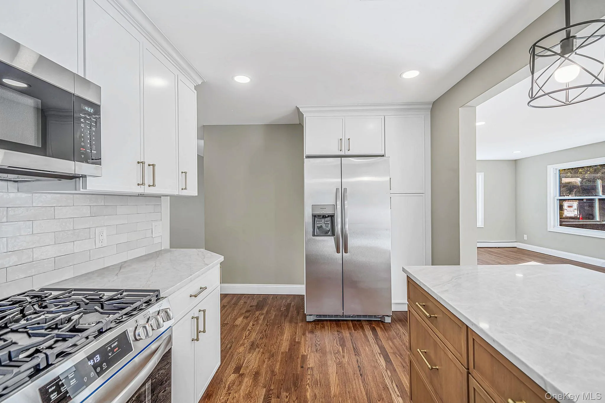 84 Empress Pines Drive, Smithtown, NY, 4 Bedrooms Bedrooms, 11 Rooms Rooms,2 BathroomsBathrooms,Residential,For Rent,Empress Pines,0,1060781 84 Empress Pines Drive, Smithtown, NY, 4 Bedrooms Bedrooms, 11 Rooms Rooms,2 BathroomsBathrooms,Residential,For Rent,Empress Pines,0,1060781