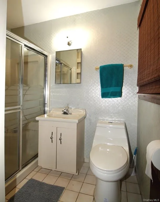 16 Argyle Place, Smithtown, NY, 4 Bedrooms Bedrooms, 9 Rooms Rooms,3 BathroomsBathrooms,Residential,For Rent,Argyle,0,1060784 16 Argyle Place, Smithtown, NY, 4 Bedrooms Bedrooms, 9 Rooms Rooms,3 BathroomsBathrooms,Residential,For Rent,Argyle,0,1060784