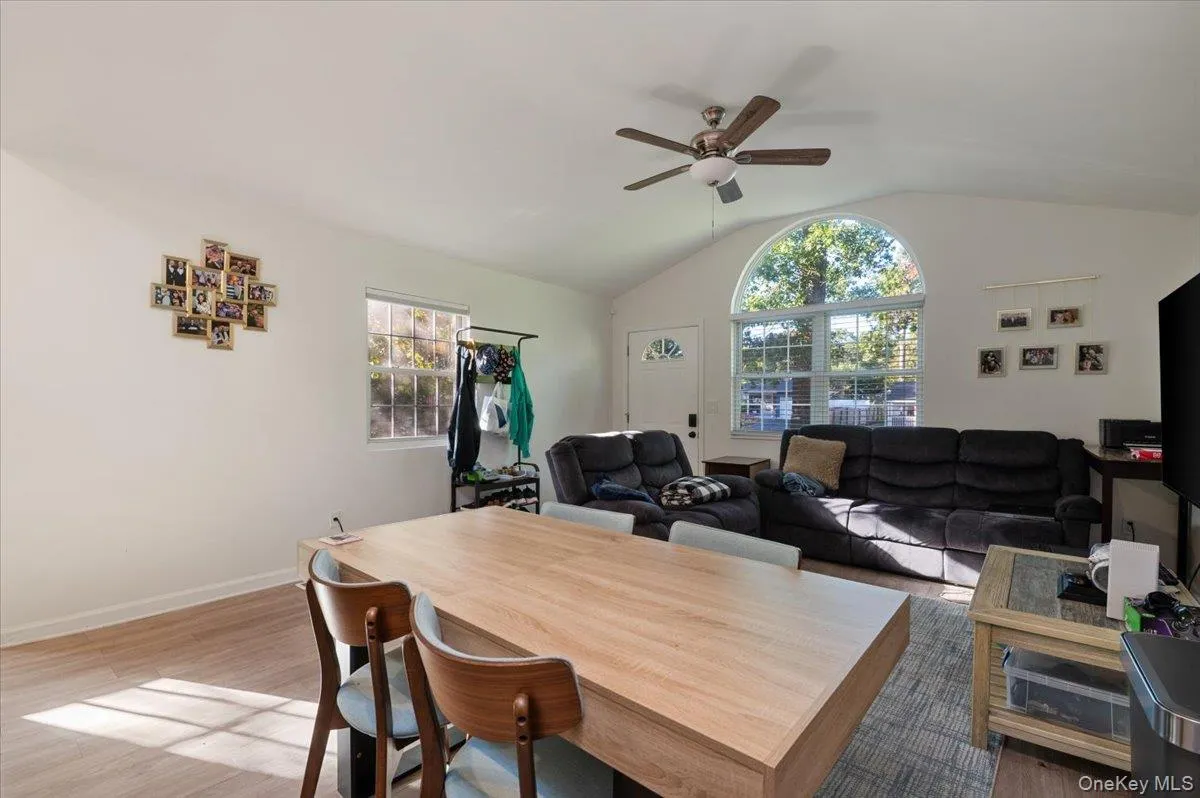 30 Ormond Avenue, Brookhaven, NY, 2 Bedrooms Bedrooms, 4 Rooms Rooms,1 BathroomBathrooms,Residential,For Rent,Ormond,0,1060785 30 Ormond Avenue, Brookhaven, NY, 2 Bedrooms Bedrooms, 4 Rooms Rooms,1 BathroomBathrooms,Residential,For Rent,Ormond,0,1060785