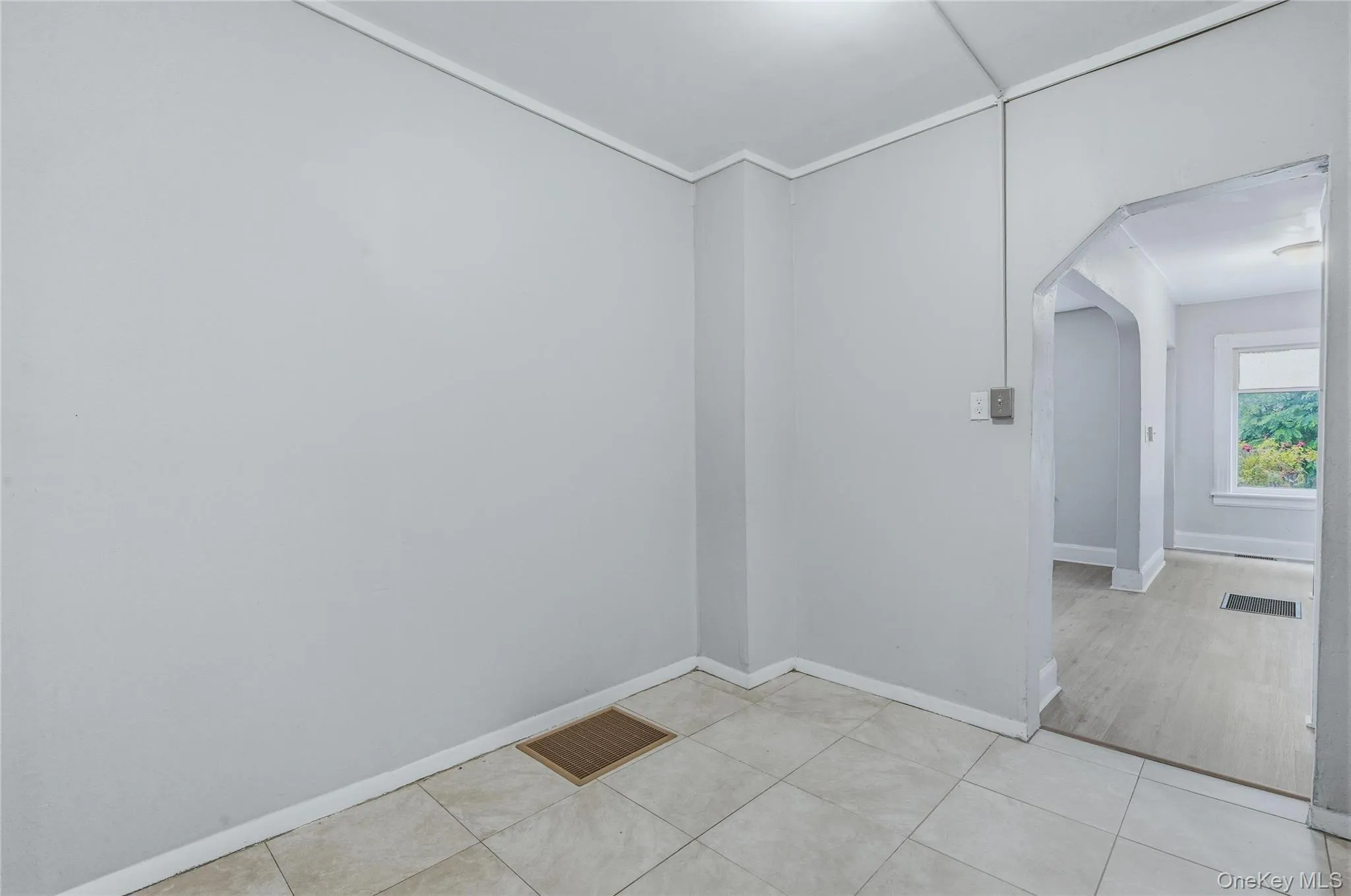 70 Van Deusen Street, Kingston, NY, 4 Bedrooms Bedrooms, 5 Rooms Rooms,1 BathroomBathrooms,Residential,For Rent,Van Deusen,0,1060786 70 Van Deusen Street, Kingston, NY, 4 Bedrooms Bedrooms, 5 Rooms Rooms,1 BathroomBathrooms,Residential,For Rent,Van Deusen,0,1060786