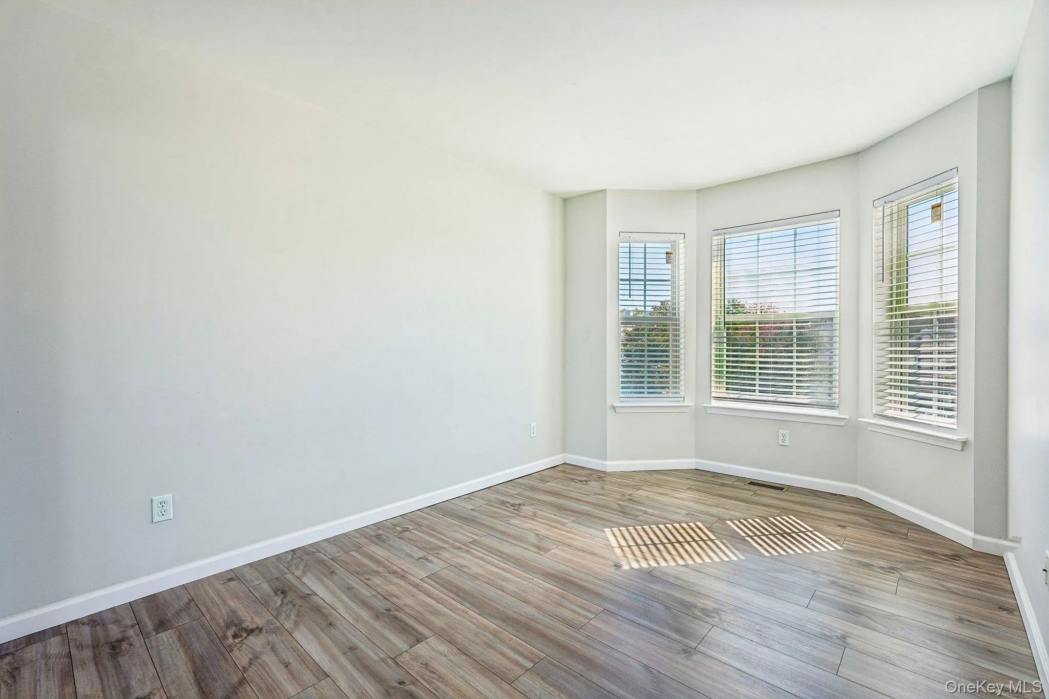 109 Barr Lane, Monroe, NY, 3 Bedrooms Bedrooms, 8 Rooms Rooms,2 BathroomsBathrooms,Residential,For Rent,Barr,0,1060787 109 Barr Lane, Monroe, NY, 3 Bedrooms Bedrooms, 8 Rooms Rooms,2 BathroomsBathrooms,Residential,For Rent,Barr,0,1060787