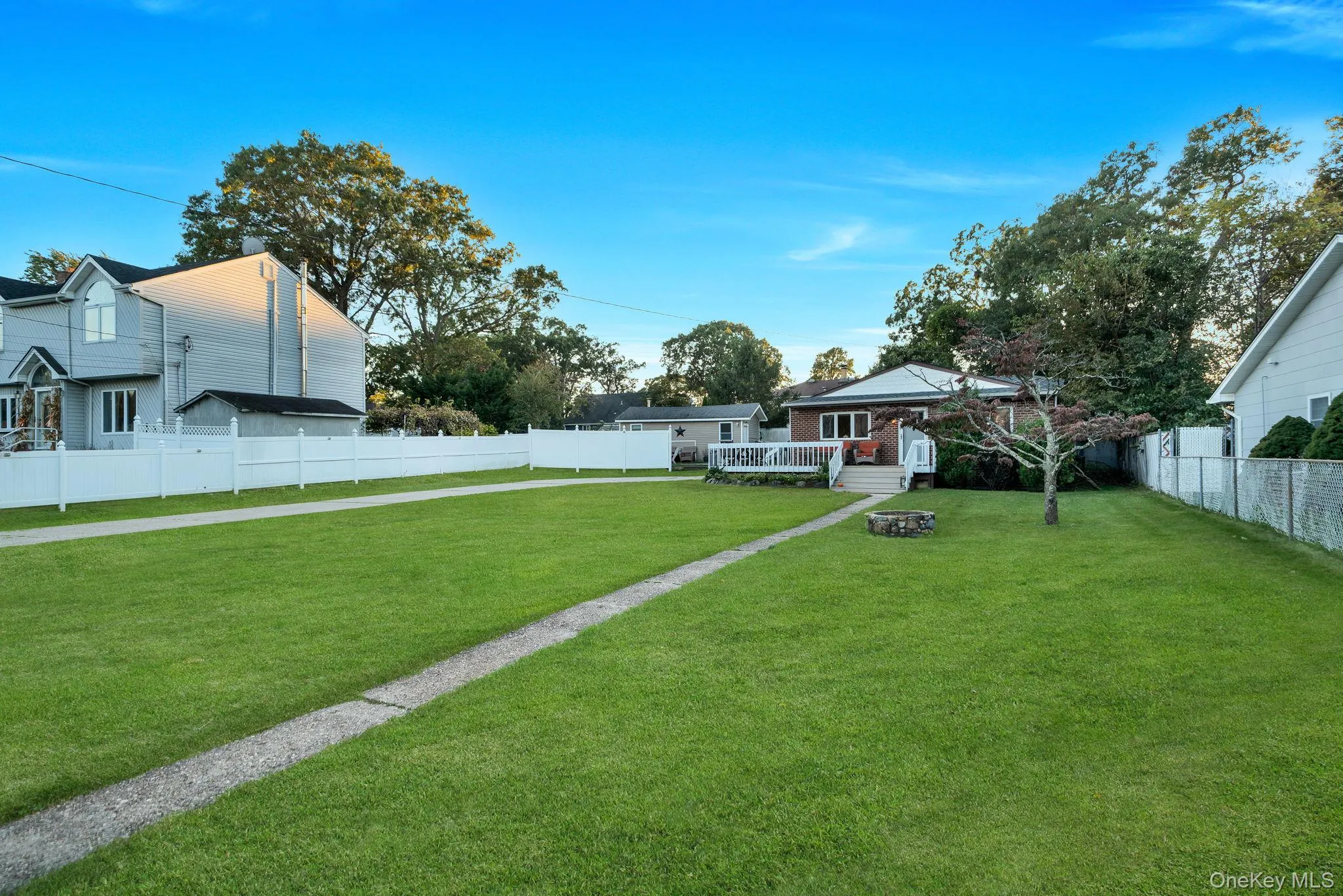 629 East Drive, Babylon, NY, 3 Bedrooms Bedrooms, 6 Rooms Rooms,1 BathroomBathrooms,Residential,For Rent,East,0,1060790 629 East Drive, Babylon, NY, 3 Bedrooms Bedrooms, 6 Rooms Rooms,1 BathroomBathrooms,Residential,For Rent,East,0,1060790