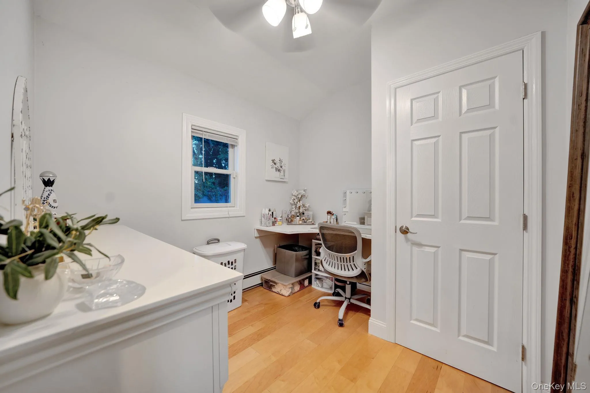 629 East Drive, Babylon, NY, 3 Bedrooms Bedrooms, 6 Rooms Rooms,1 BathroomBathrooms,Residential,For Rent,East,0,1060790 629 East Drive, Babylon, NY, 3 Bedrooms Bedrooms, 6 Rooms Rooms,1 BathroomBathrooms,Residential,For Rent,East,0,1060790