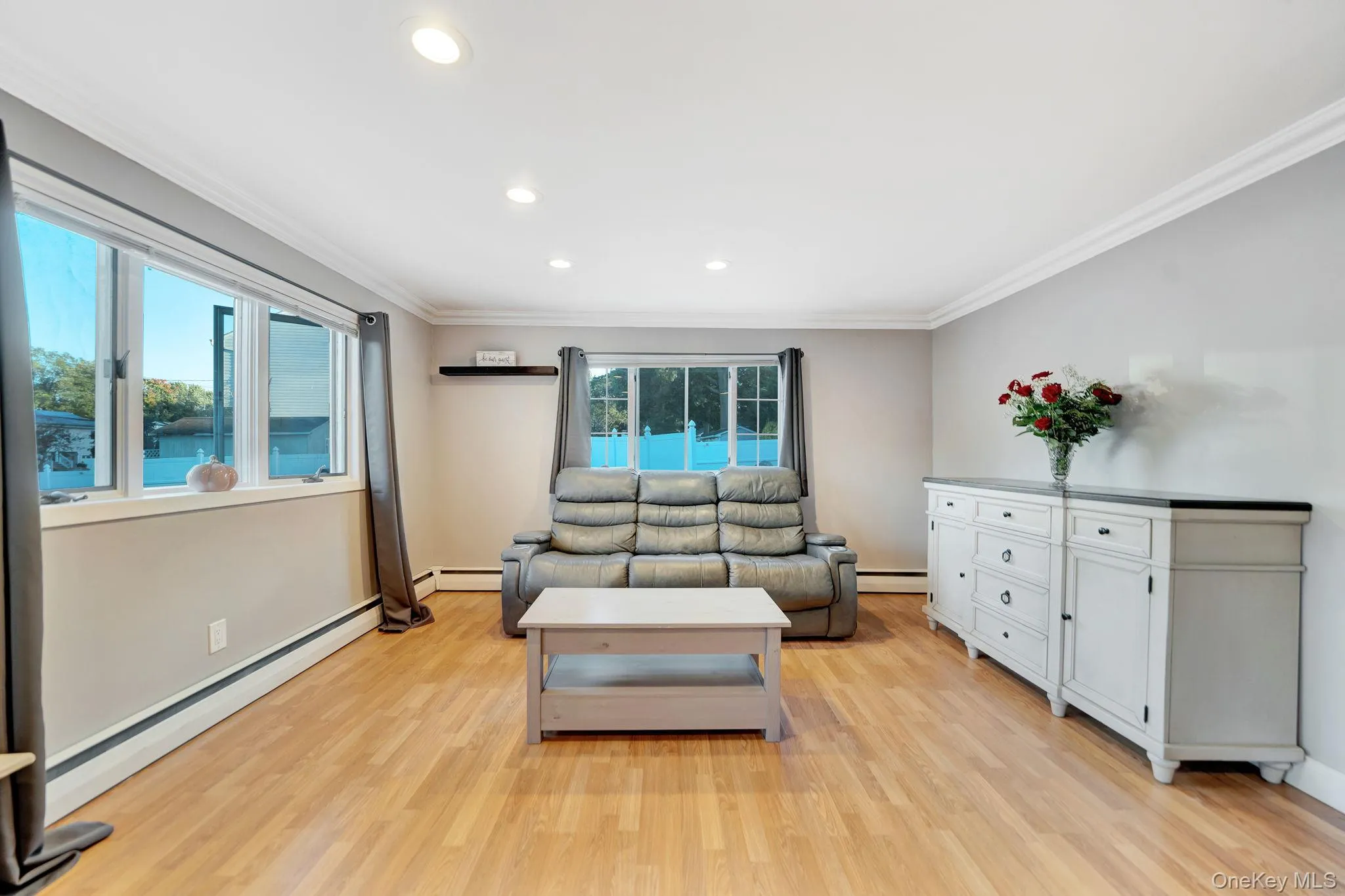 629 East Drive, Babylon, NY, 3 Bedrooms Bedrooms, 6 Rooms Rooms,1 BathroomBathrooms,Residential,For Rent,East,0,1060790 629 East Drive, Babylon, NY, 3 Bedrooms Bedrooms, 6 Rooms Rooms,1 BathroomBathrooms,Residential,For Rent,East,0,1060790
