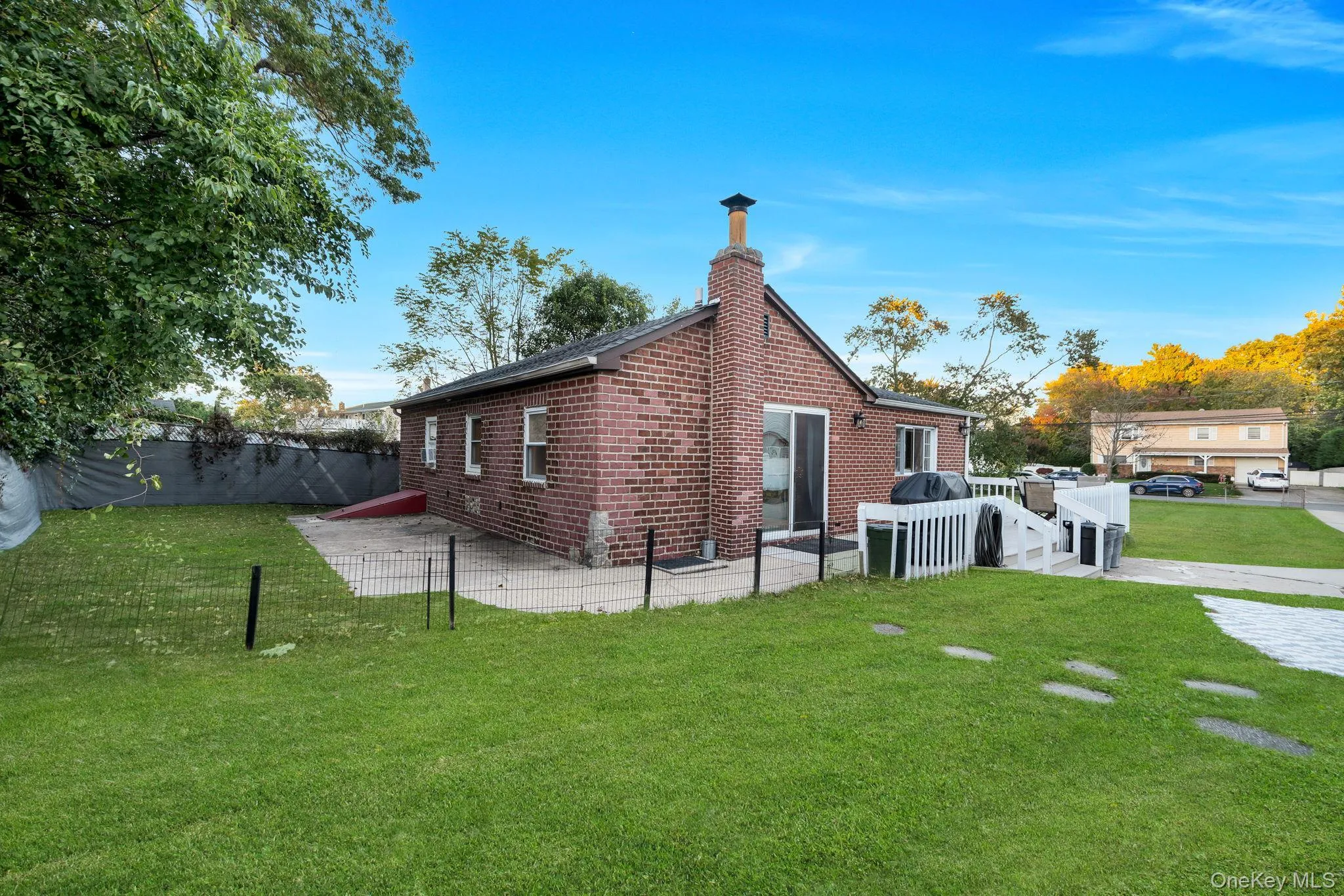 629 East Drive, Babylon, NY, 3 Bedrooms Bedrooms, 6 Rooms Rooms,1 BathroomBathrooms,Residential,For Rent,East,0,1060790 629 East Drive, Babylon, NY, 3 Bedrooms Bedrooms, 6 Rooms Rooms,1 BathroomBathrooms,Residential,For Rent,East,0,1060790