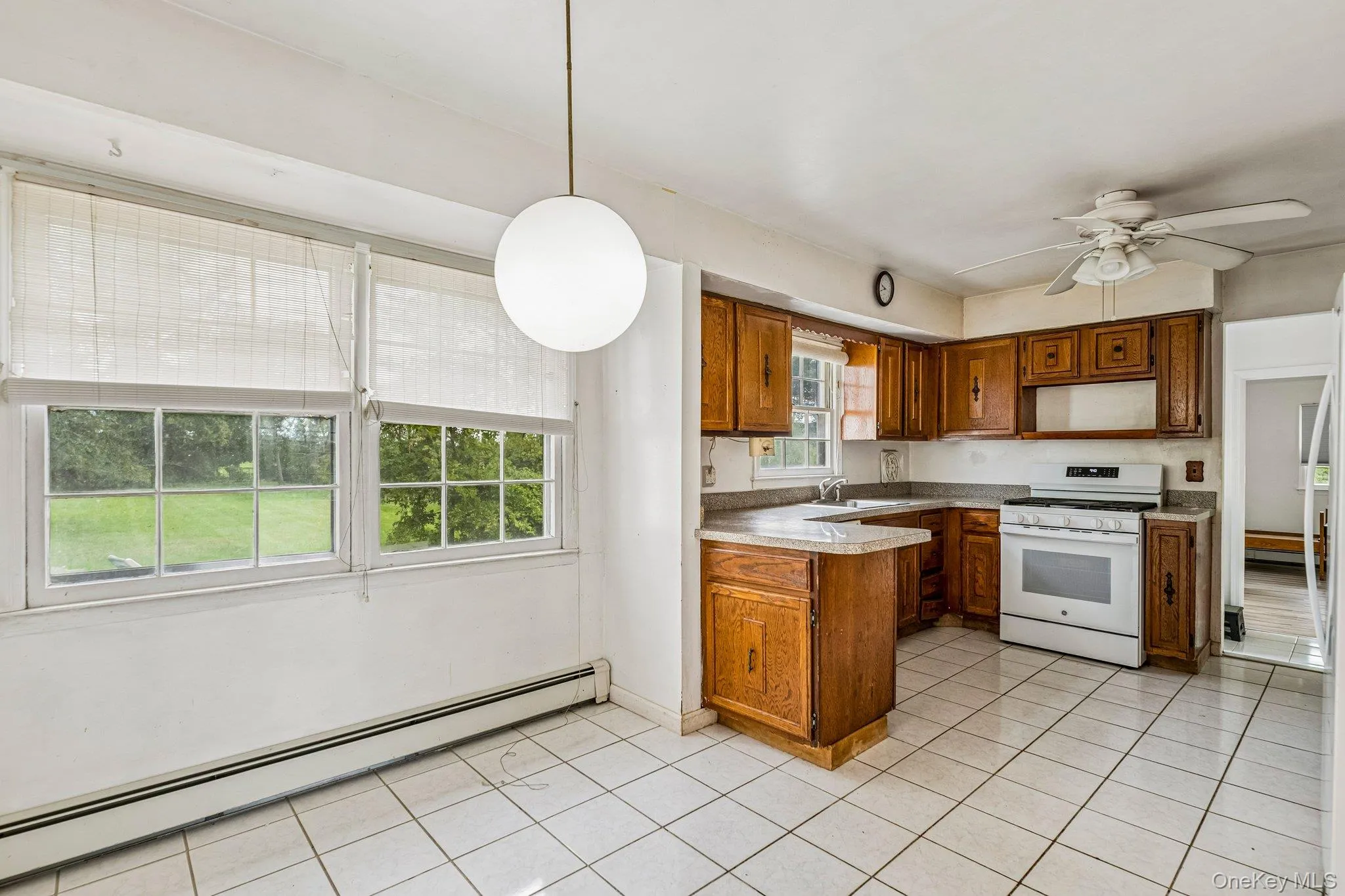5 Edwin Lane, Huntington, NY, 5 Bedrooms Bedrooms, 9 Rooms Rooms,3 BathroomsBathrooms,Residential,For Rent,Edwin,0,1060792 5 Edwin Lane, Huntington, NY, 5 Bedrooms Bedrooms, 9 Rooms Rooms,3 BathroomsBathrooms,Residential,For Rent,Edwin,0,1060792