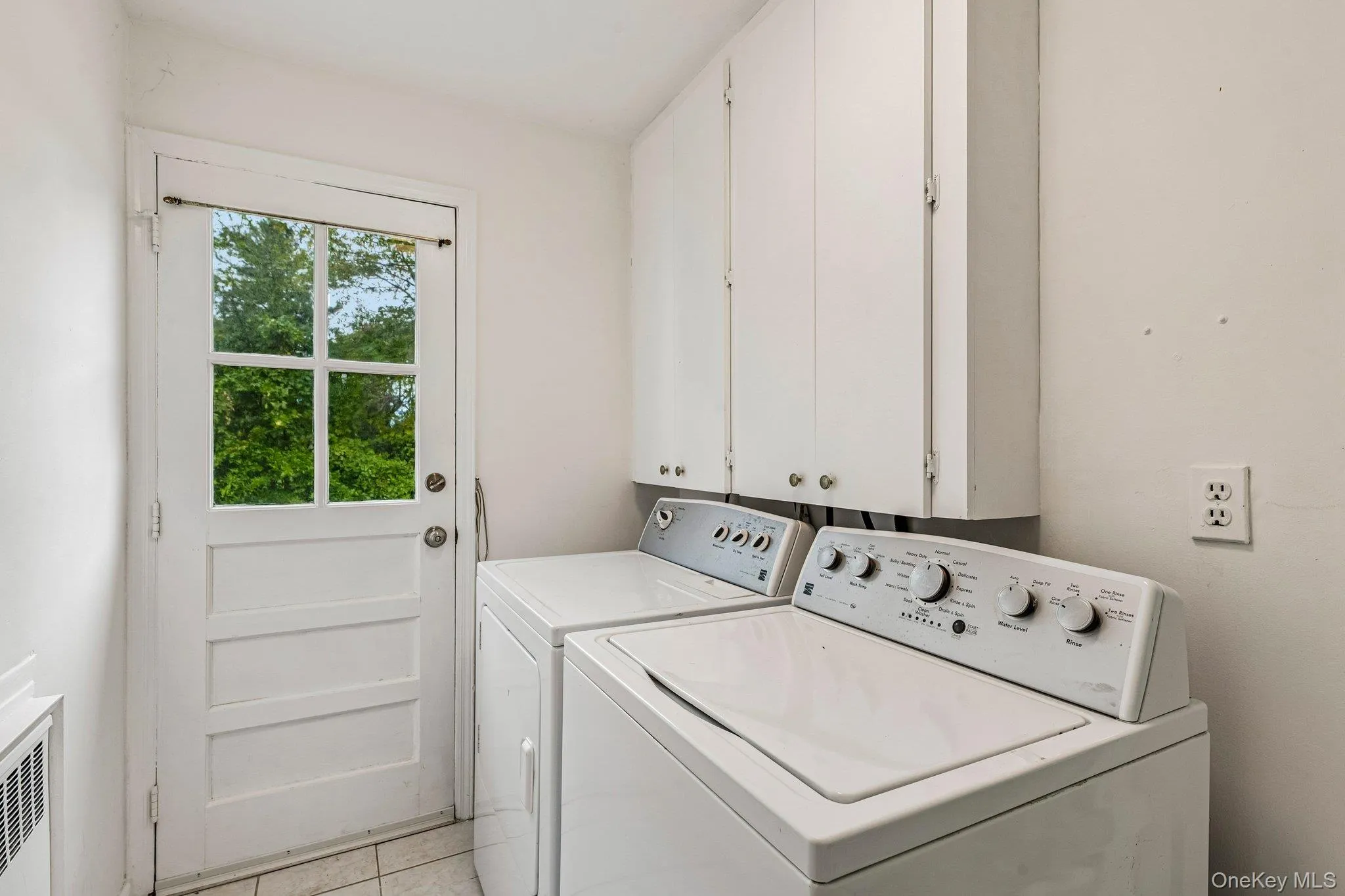 5 Edwin Lane, Huntington, NY, 5 Bedrooms Bedrooms, 9 Rooms Rooms,3 BathroomsBathrooms,Residential,For Rent,Edwin,0,1060792 5 Edwin Lane, Huntington, NY, 5 Bedrooms Bedrooms, 9 Rooms Rooms,3 BathroomsBathrooms,Residential,For Rent,Edwin,0,1060792