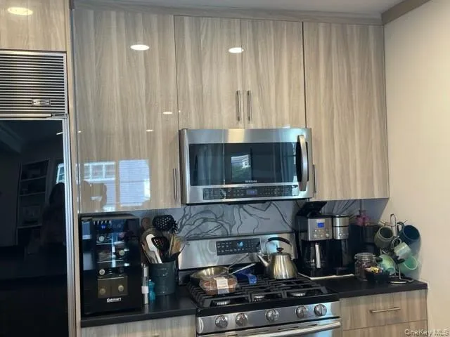 69 Rochester Avenue, Long Beach, NY, 2 Bedroom Bedrooms, 3 Room Rooms,2 BathroomBathrooms,Residential Lease,For Rent,Rochester,0,1060793 69 Rochester Avenue, Long Beach, NY, 2 Bedroom Bedrooms, 3 Room Rooms,2 BathroomBathrooms,Residential Lease,For Rent,Rochester,0,1060793