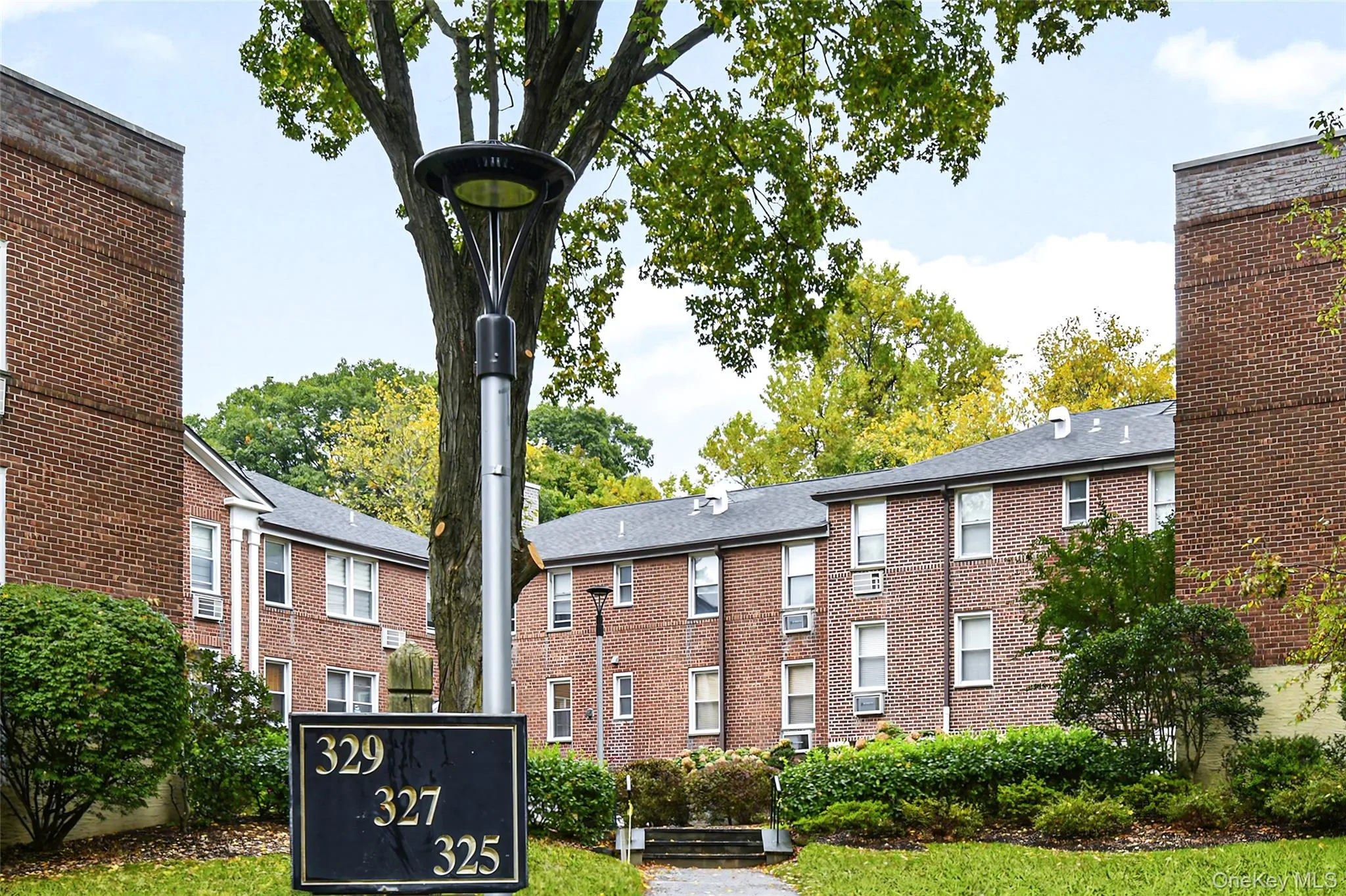327 Palmer Terrace, Mamaroneck, NY, 2 Bedrooms Bedrooms, 4 Rooms Rooms,1 BathroomBathrooms,Residential,For Rent,Palmer,0,1060796 327 Palmer Terrace, Mamaroneck, NY, 2 Bedrooms Bedrooms, 4 Rooms Rooms,1 BathroomBathrooms,Residential,For Rent,Palmer,0,1060796