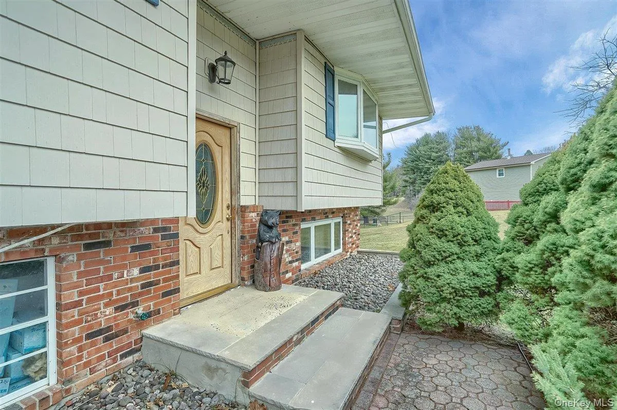 25 Emily Lane, Blooming Grove, NY, 3 Bedroom Bedrooms, 7 Room Rooms,2 BathroomBathrooms,Residential Lease,For Rent,Emily,0,1060806 25 Emily Lane, Blooming Grove, NY, 3 Bedroom Bedrooms, 7 Room Rooms,2 BathroomBathrooms,Residential Lease,For Rent,Emily,0,1060806
