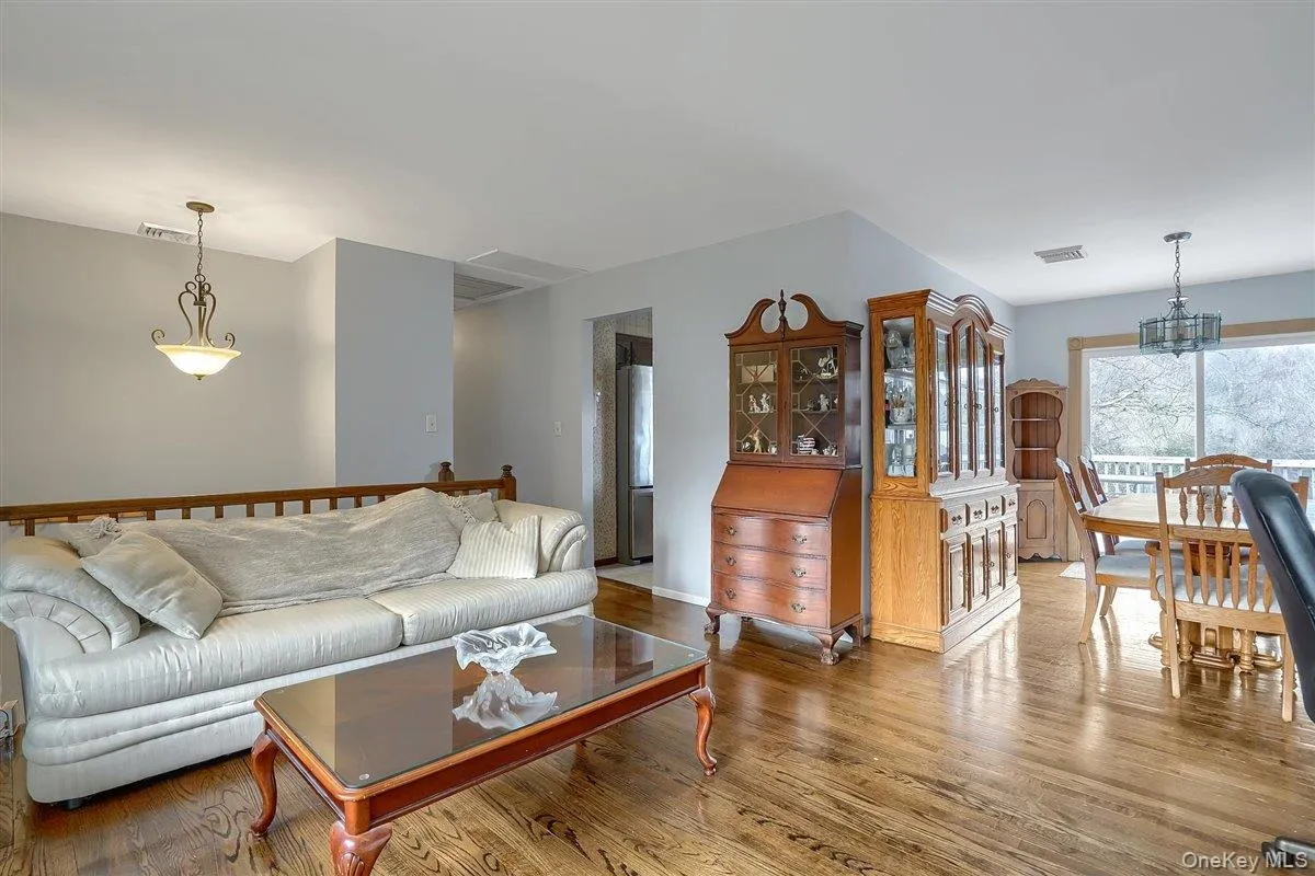 25 Emily Lane, Blooming Grove, NY, 3 Bedroom Bedrooms, 7 Room Rooms,2 BathroomBathrooms,Residential Lease,For Rent,Emily,0,1060806 25 Emily Lane, Blooming Grove, NY, 3 Bedroom Bedrooms, 7 Room Rooms,2 BathroomBathrooms,Residential Lease,For Rent,Emily,0,1060806