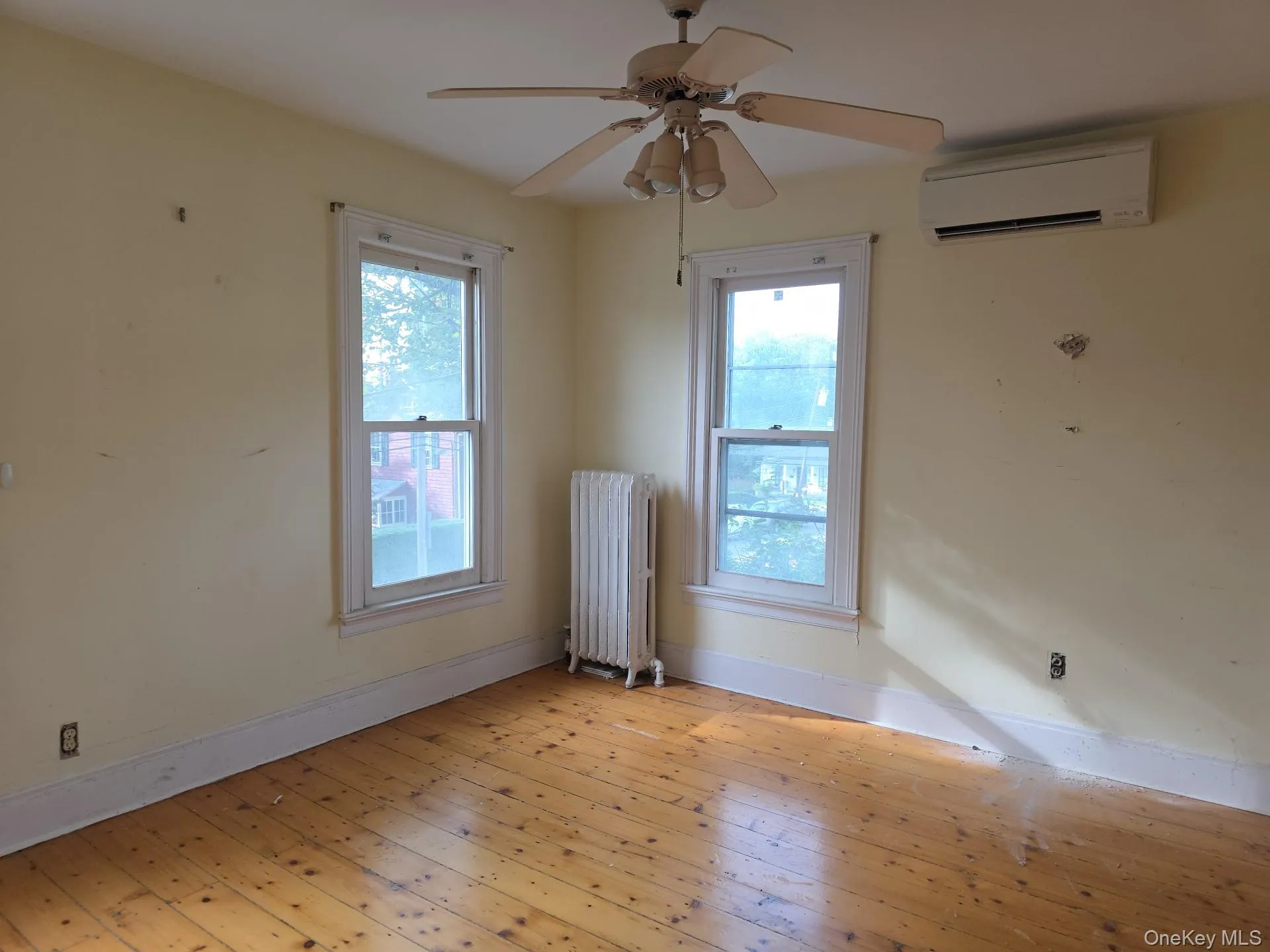 405 High Street, Brookhaven, NY, 3 Bedrooms Bedrooms, 7 Rooms Rooms,1 BathroomBathrooms,Residential,For Rent,High,0,1060810 405 High Street, Brookhaven, NY, 3 Bedrooms Bedrooms, 7 Rooms Rooms,1 BathroomBathrooms,Residential,For Rent,High,0,1060810
