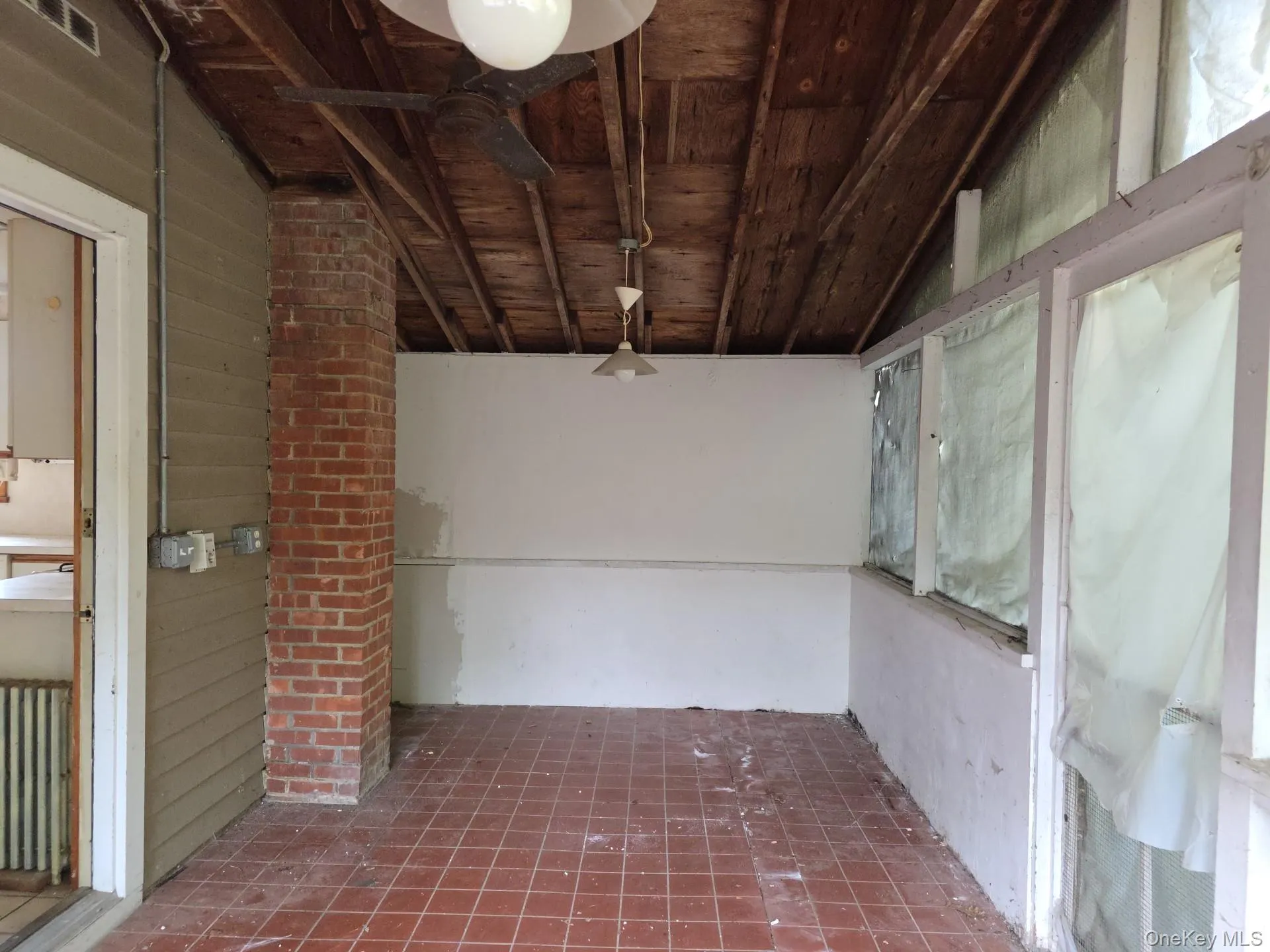 405 High Street, Brookhaven, NY, 3 Bedrooms Bedrooms, 7 Rooms Rooms,1 BathroomBathrooms,Residential,For Rent,High,0,1060810 405 High Street, Brookhaven, NY, 3 Bedrooms Bedrooms, 7 Rooms Rooms,1 BathroomBathrooms,Residential,For Rent,High,0,1060810