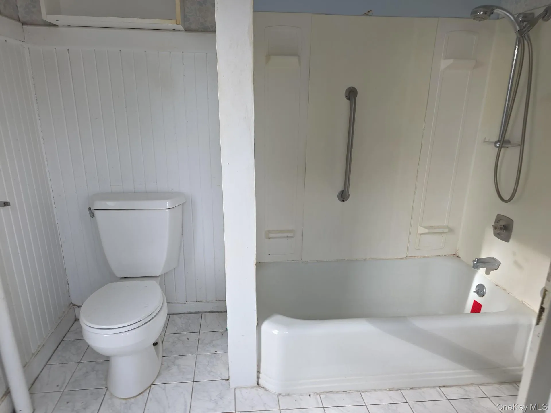 405 High Street, Brookhaven, NY, 3 Bedrooms Bedrooms, 7 Rooms Rooms,1 BathroomBathrooms,Residential,For Rent,High,0,1060810 405 High Street, Brookhaven, NY, 3 Bedrooms Bedrooms, 7 Rooms Rooms,1 BathroomBathrooms,Residential,For Rent,High,0,1060810
