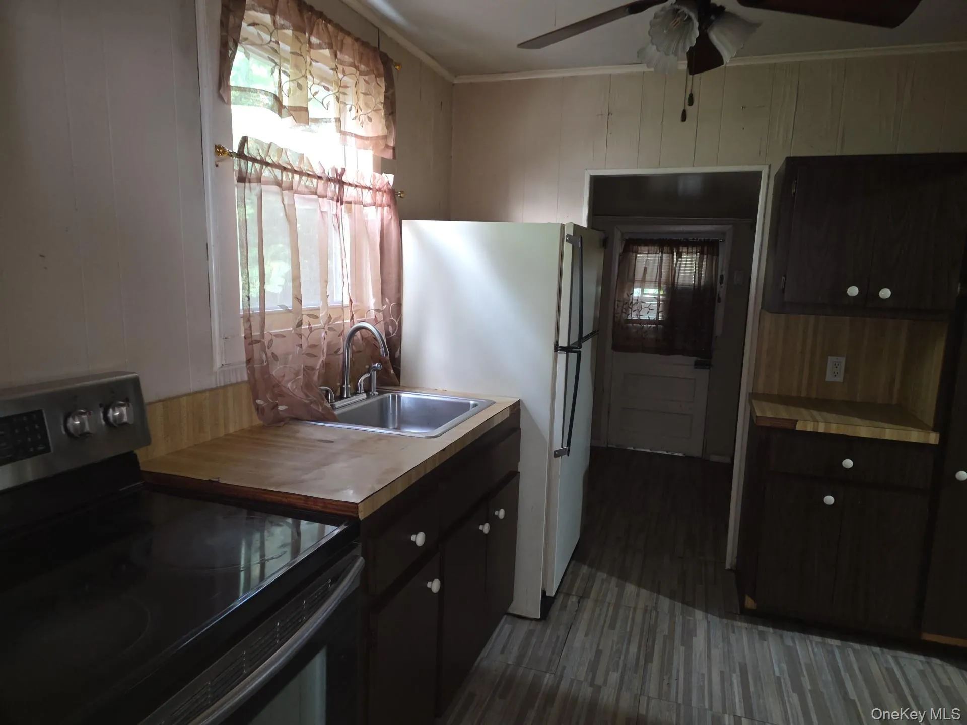 236 Holland Avenue, Hempstead, NY, 3 Bedrooms Bedrooms, 5 Rooms Rooms,1 BathroomBathrooms,Residential,For Rent,Holland,0,1060822 236 Holland Avenue, Hempstead, NY, 3 Bedrooms Bedrooms, 5 Rooms Rooms,1 BathroomBathrooms,Residential,For Rent,Holland,0,1060822