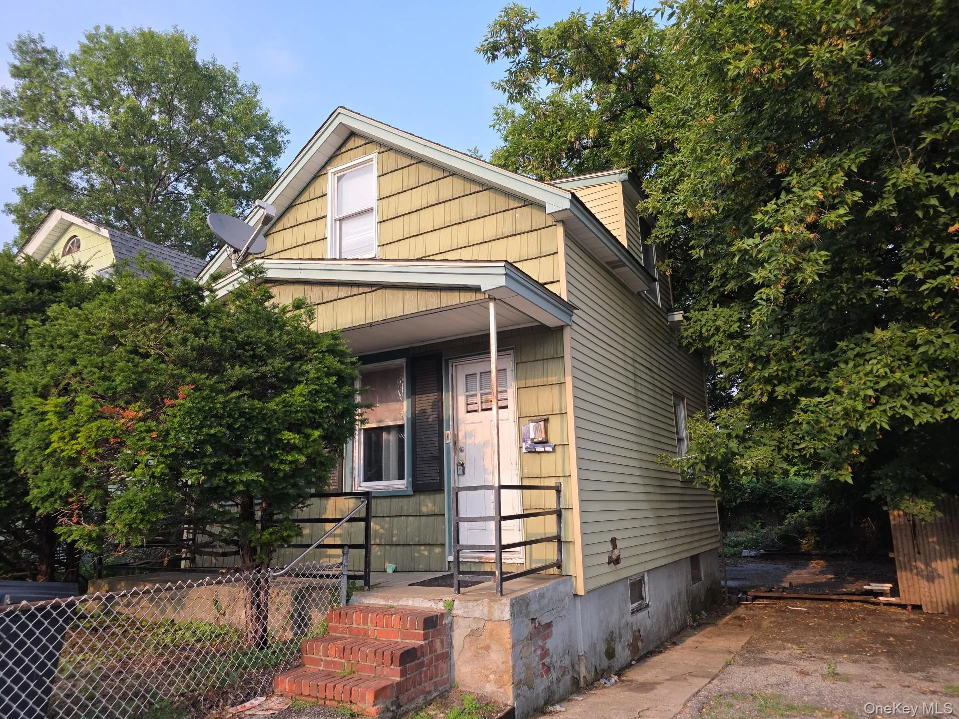 236 Holland Avenue, Hempstead, NY, 3 Bedrooms Bedrooms, 5 Rooms Rooms,1 BathroomBathrooms,Residential,For Rent,Holland,0,1060822 236 Holland Avenue, Hempstead, NY, 3 Bedrooms Bedrooms, 5 Rooms Rooms,1 BathroomBathrooms,Residential,For Rent,Holland,0,1060822