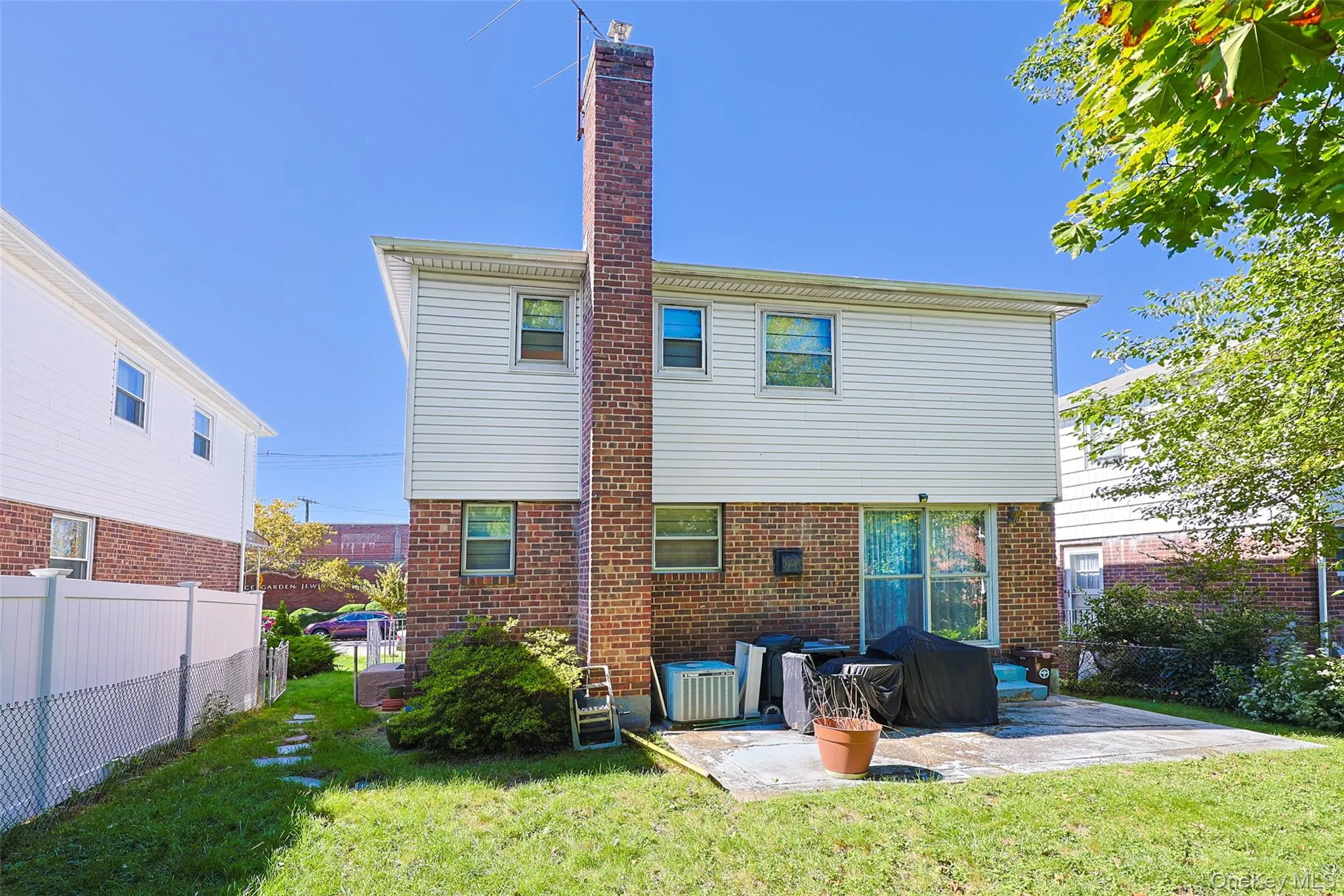 13-11 209th Street, New York, NY, 3 Bedrooms Bedrooms, 9 Rooms Rooms,2 BathroomsBathrooms,Residential,For Rent,209th,0,1060827 13-11 209th Street, New York, NY, 3 Bedrooms Bedrooms, 9 Rooms Rooms,2 BathroomsBathrooms,Residential,For Rent,209th,0,1060827