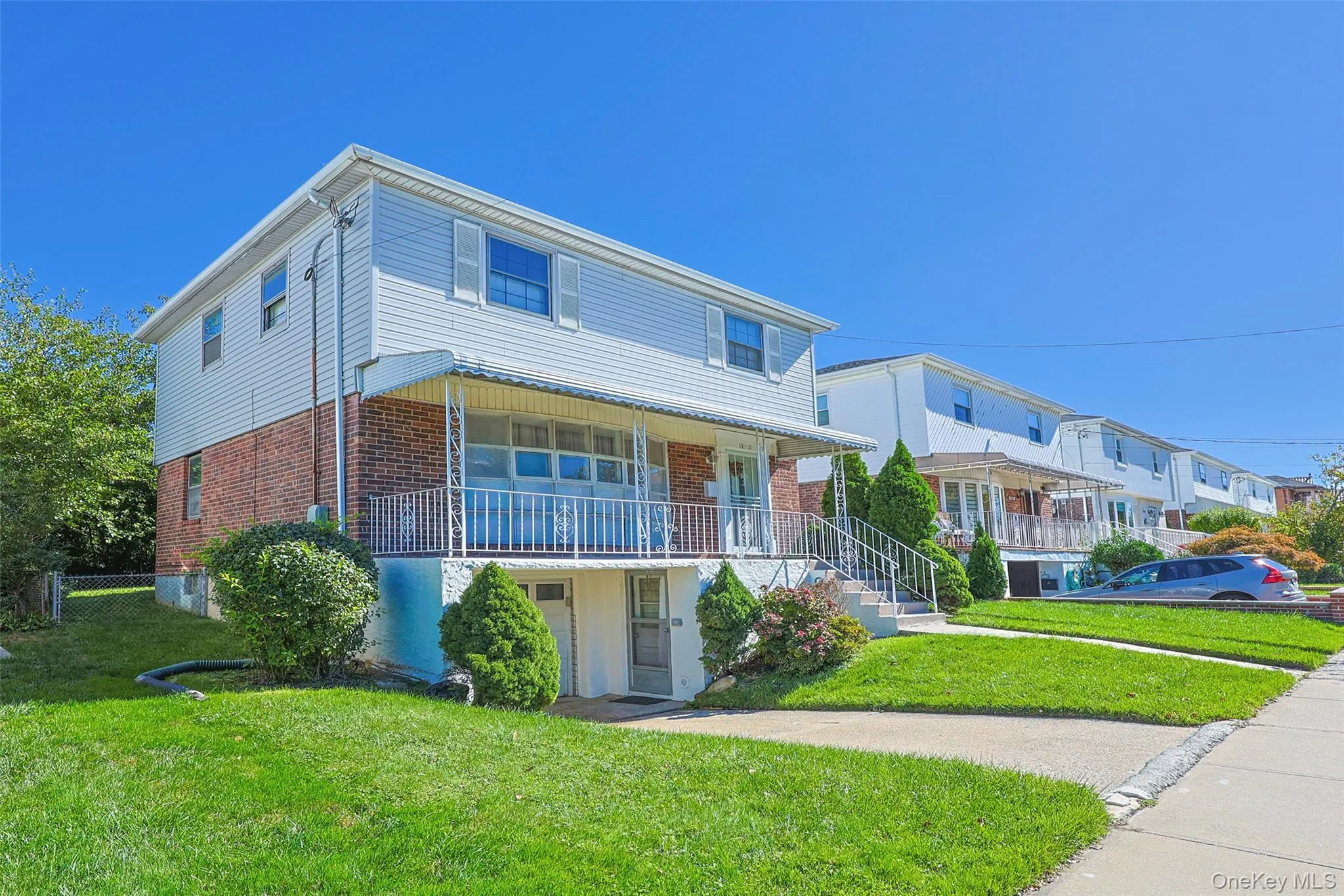 13-11 209th Street, New York, NY, 3 Bedrooms Bedrooms, 9 Rooms Rooms,2 BathroomsBathrooms,Residential,For Rent,209th,0,1060827 13-11 209th Street, New York, NY, 3 Bedrooms Bedrooms, 9 Rooms Rooms,2 BathroomsBathrooms,Residential,For Rent,209th,0,1060827