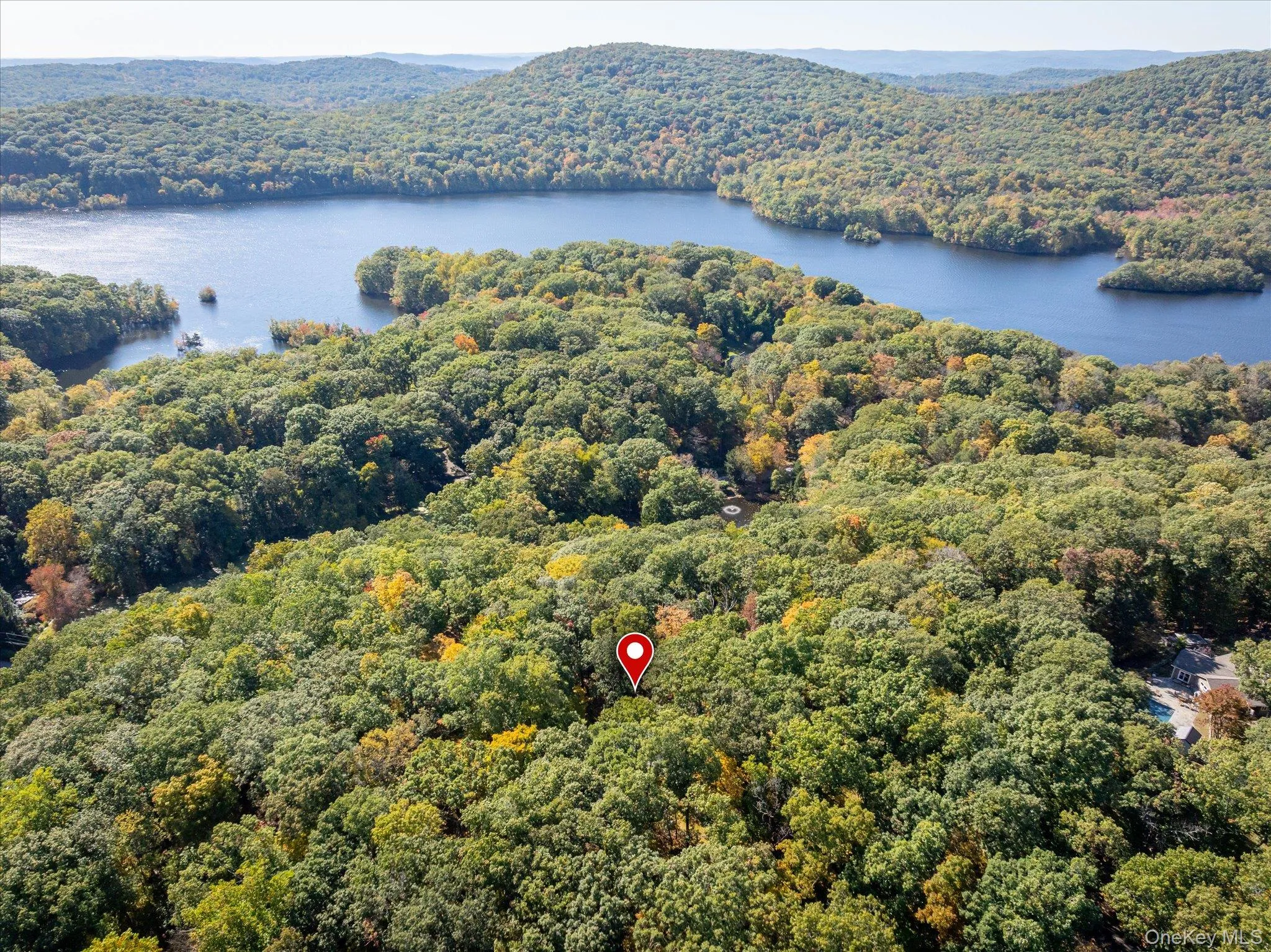 Huntersville sits just above the New Croton Reservoir (property marked) Huntersville sits just above the New Croton Reservoir (property marked)