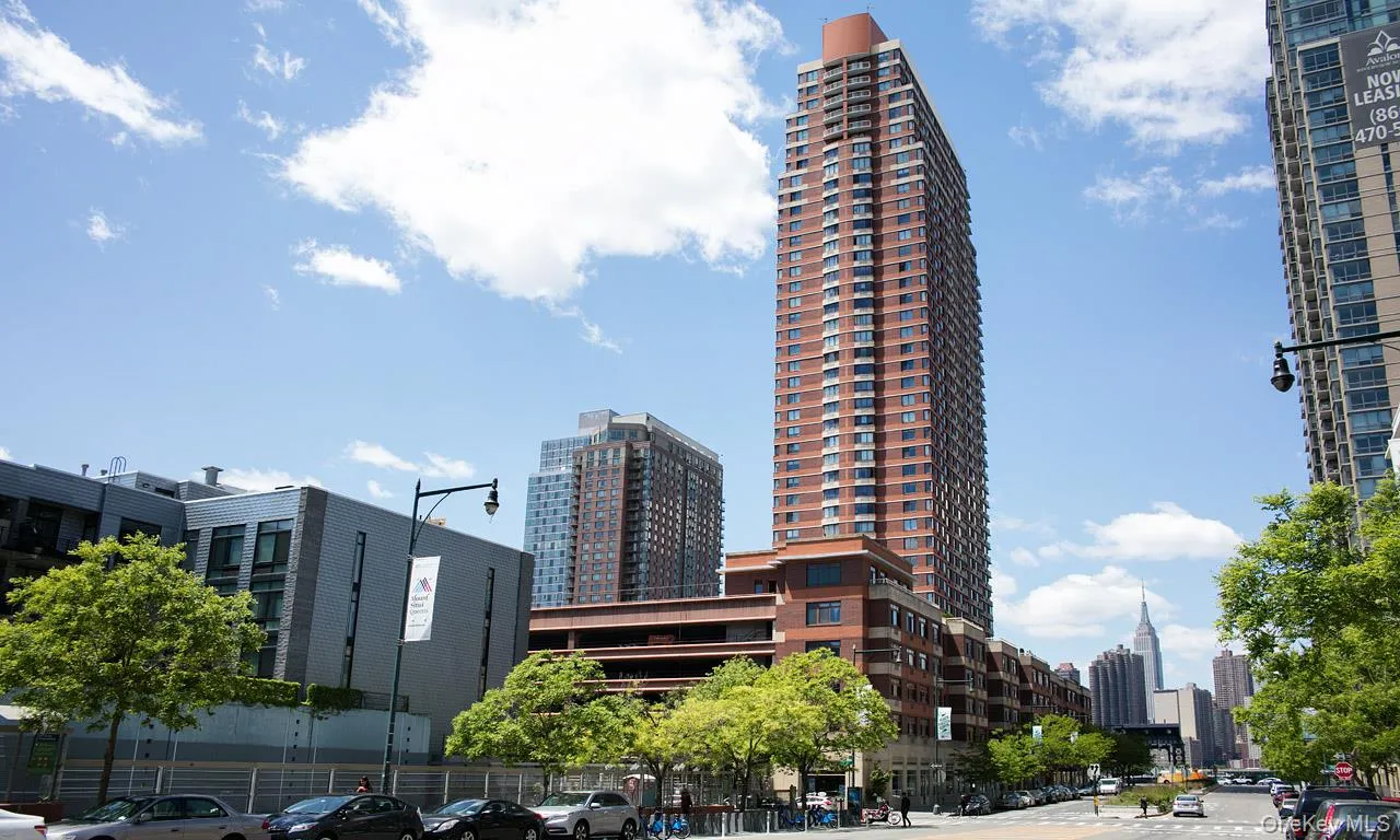 474 48th Avenue, New York, NY, 2 Bedroom Bedrooms, 4 Room Rooms,1 BathroomBathrooms,Residential Lease,For Rent,48th,0,1060835 474 48th Avenue, New York, NY, 2 Bedroom Bedrooms, 4 Room Rooms,1 BathroomBathrooms,Residential Lease,For Rent,48th,0,1060835